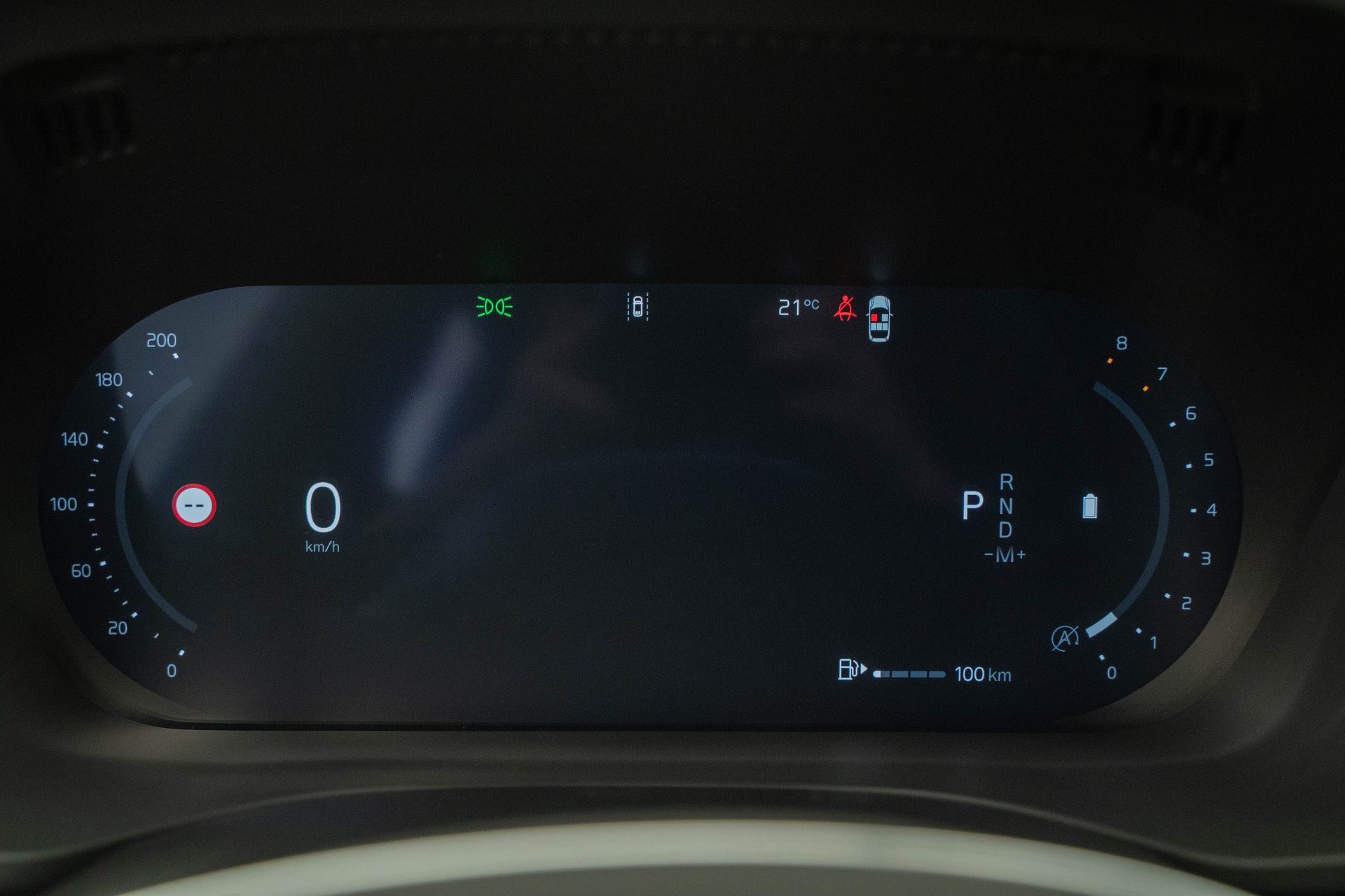 VOLVO XC60 2.0 B5 MH Black Edition AWD-image-10