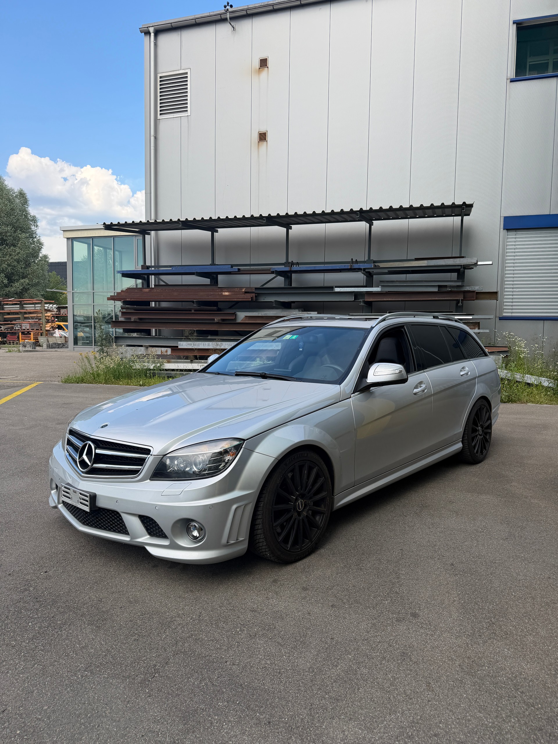 MERCEDES-BENZ C 63 AMG Avantgarde 7G-Tronic-image-2