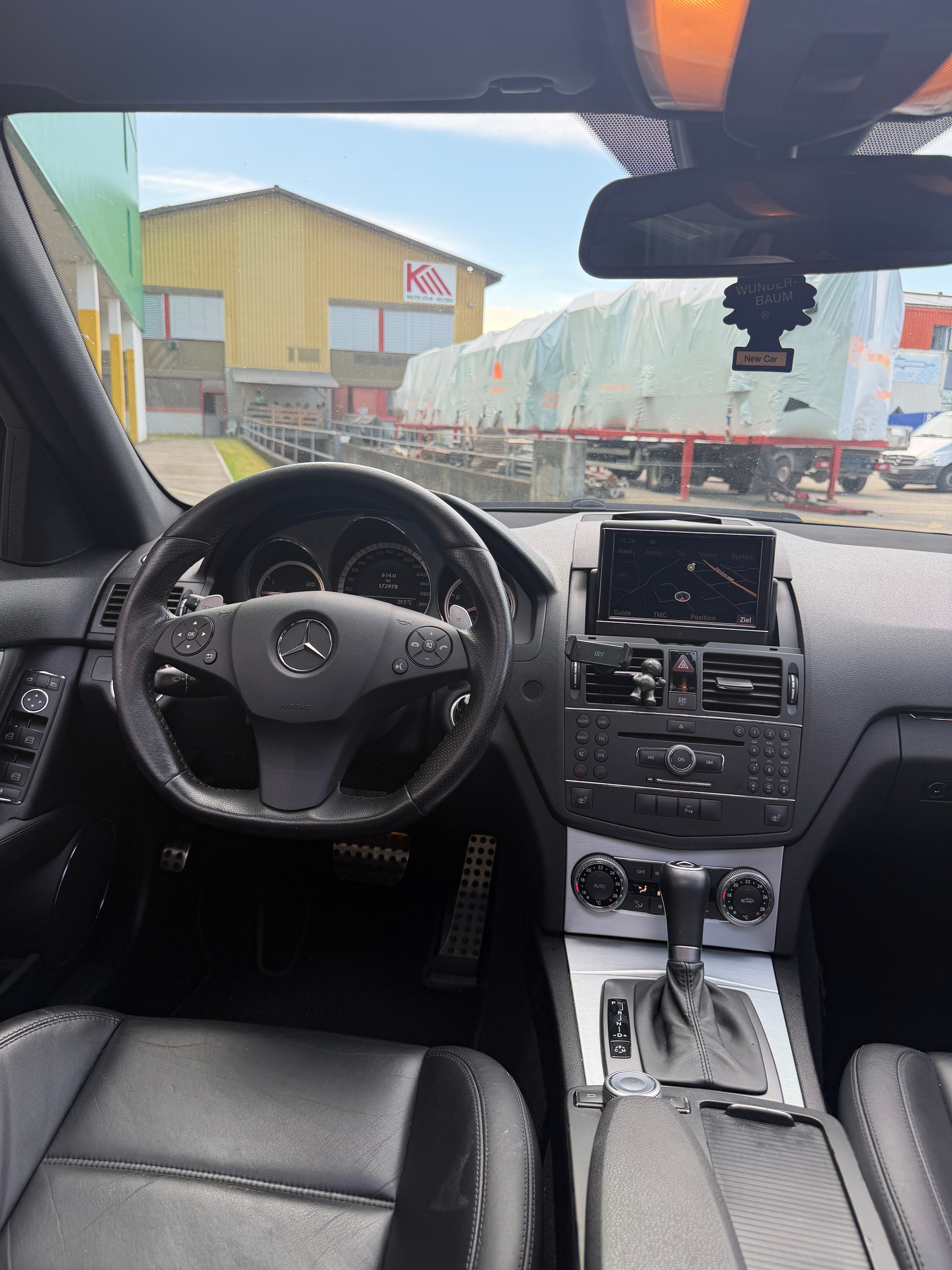 MERCEDES-BENZ C 63 AMG Avantgarde 7G-Tronic-image-9