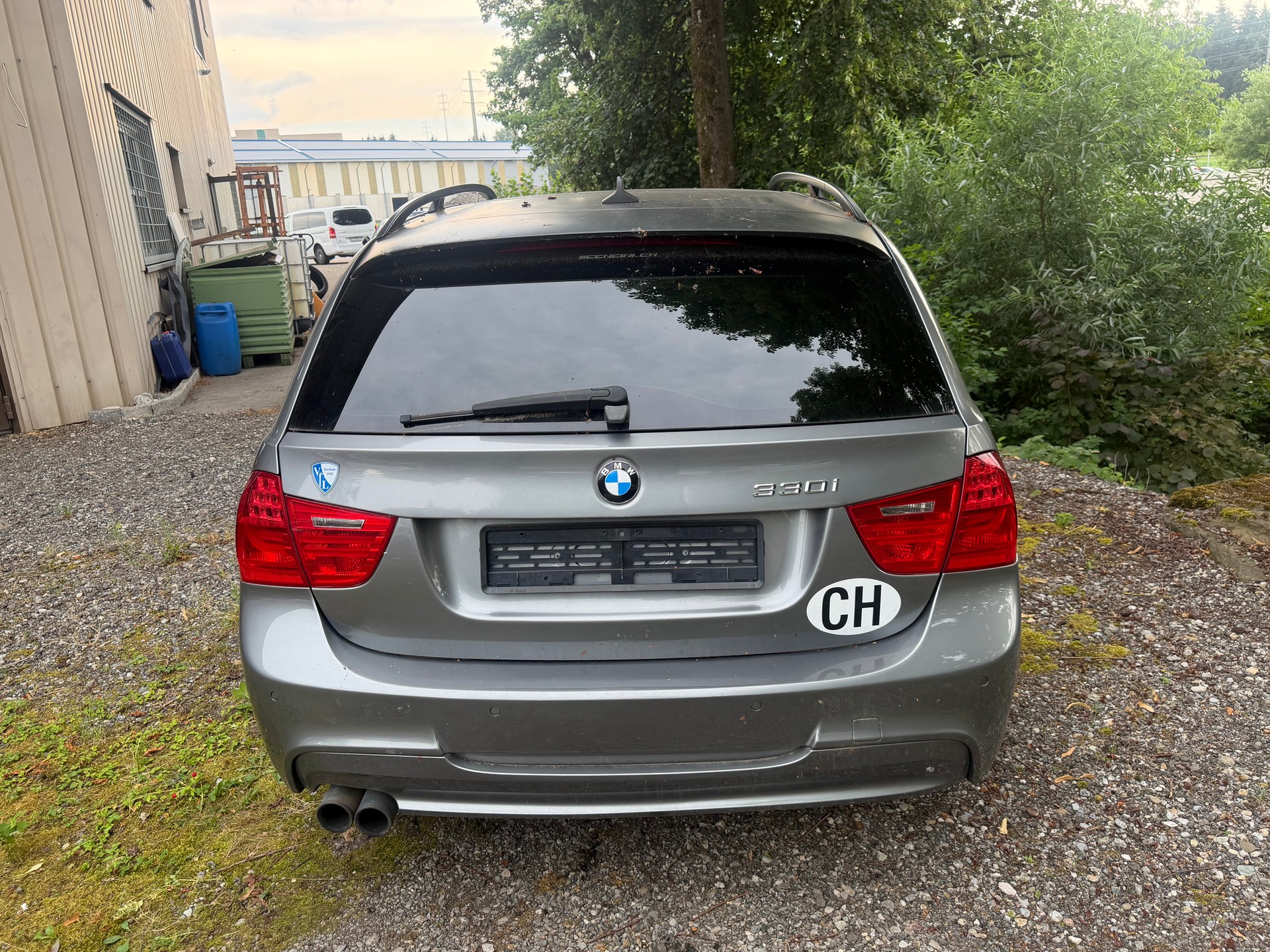 BMW 330i xDrive Touring Steptronic-image-4