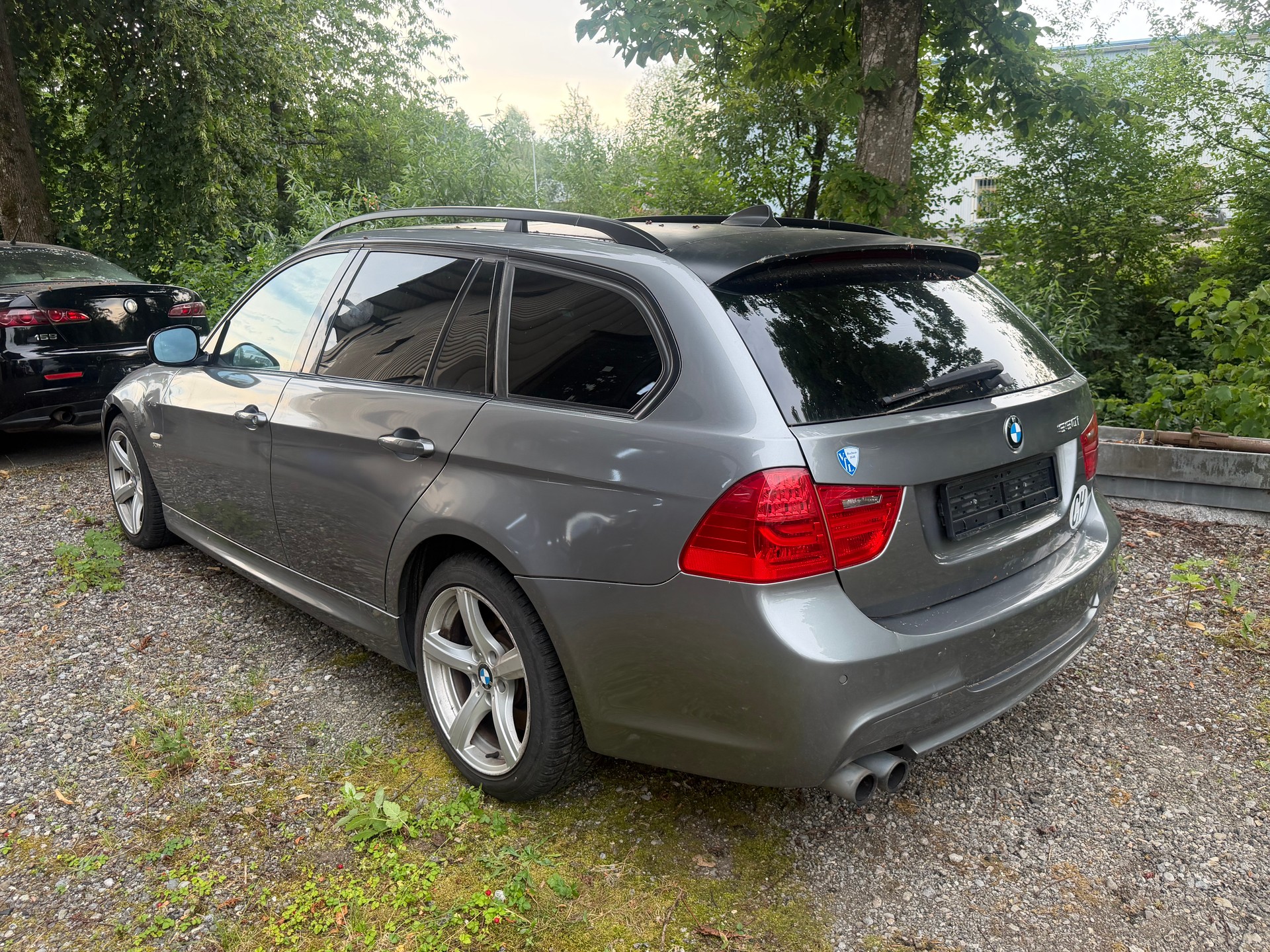 BMW 330i xDrive Touring Steptronic-image-5