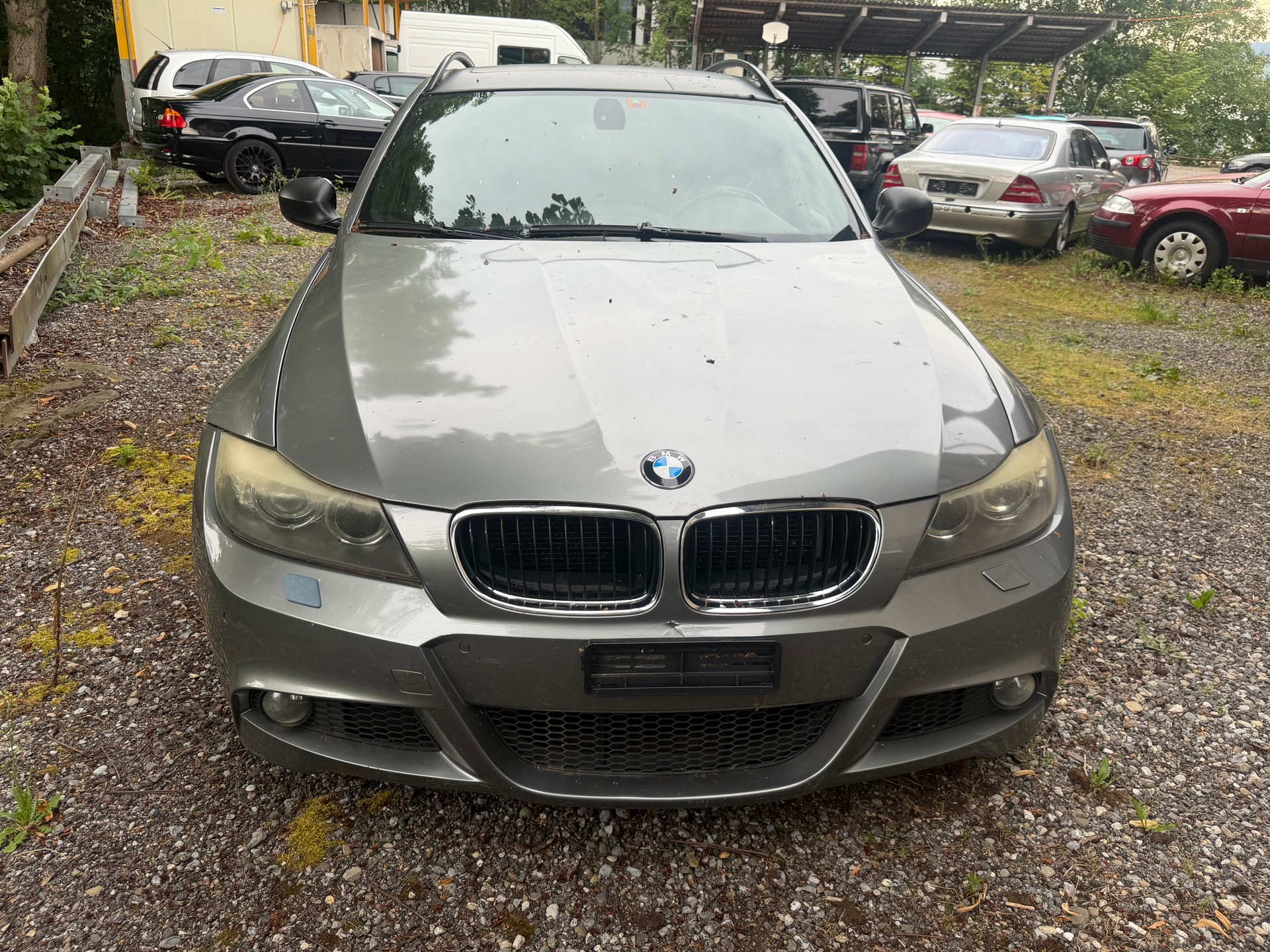 BMW 330i xDrive Touring Steptronic-image-1