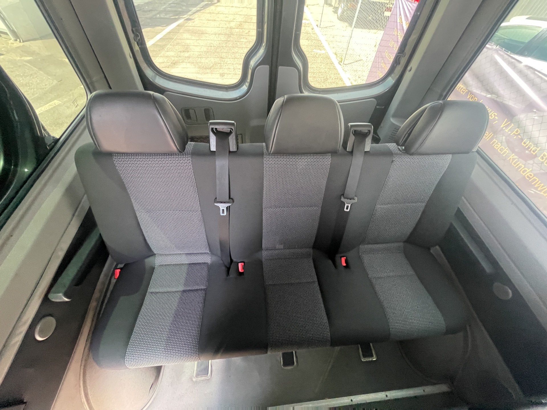 MERCEDES-BENZ Sprinter 315 CDI Standard 12 Plätzer-image-17