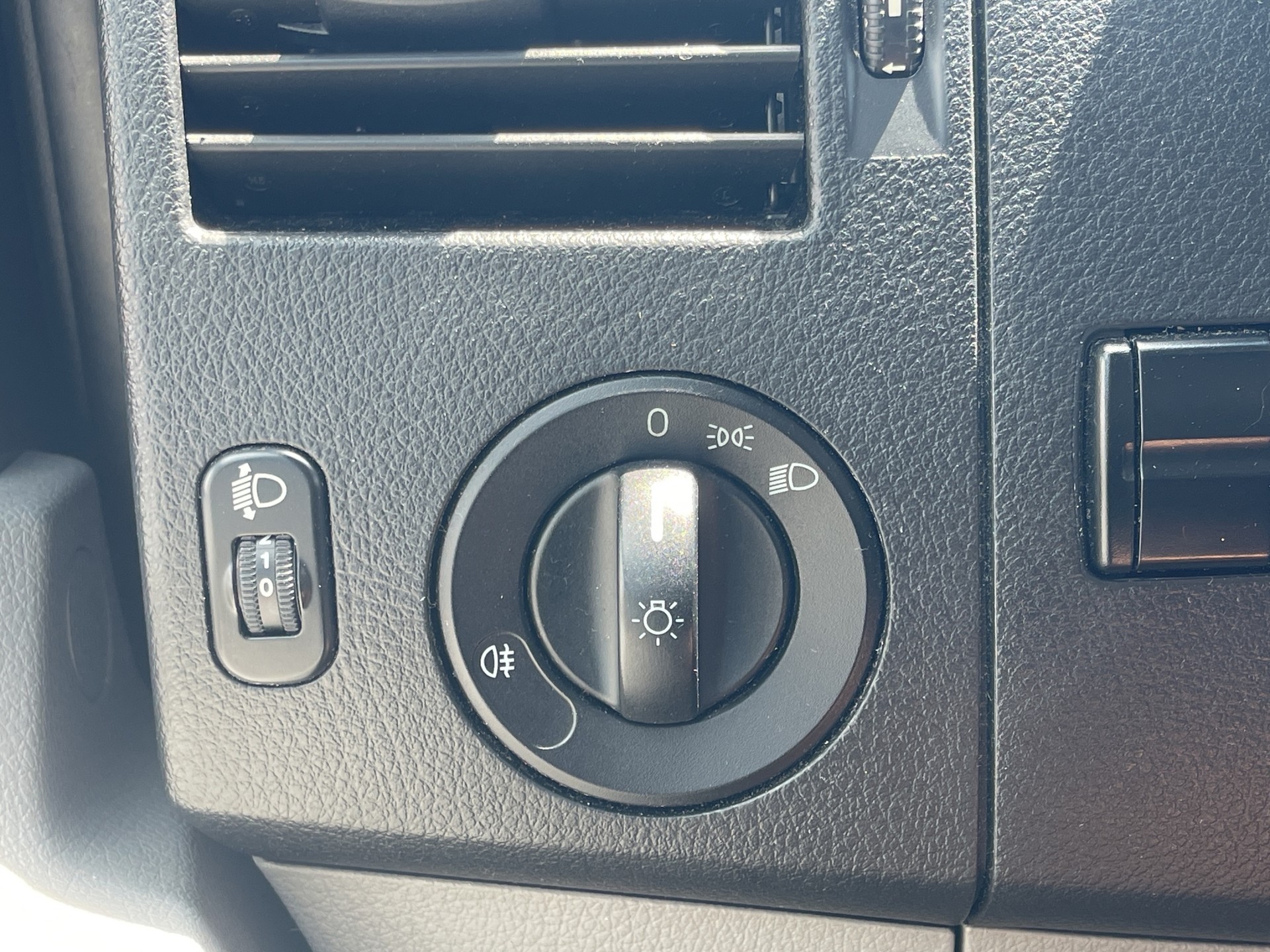 MERCEDES-BENZ Sprinter 315 CDI Standard 12 Plätzer-image-27
