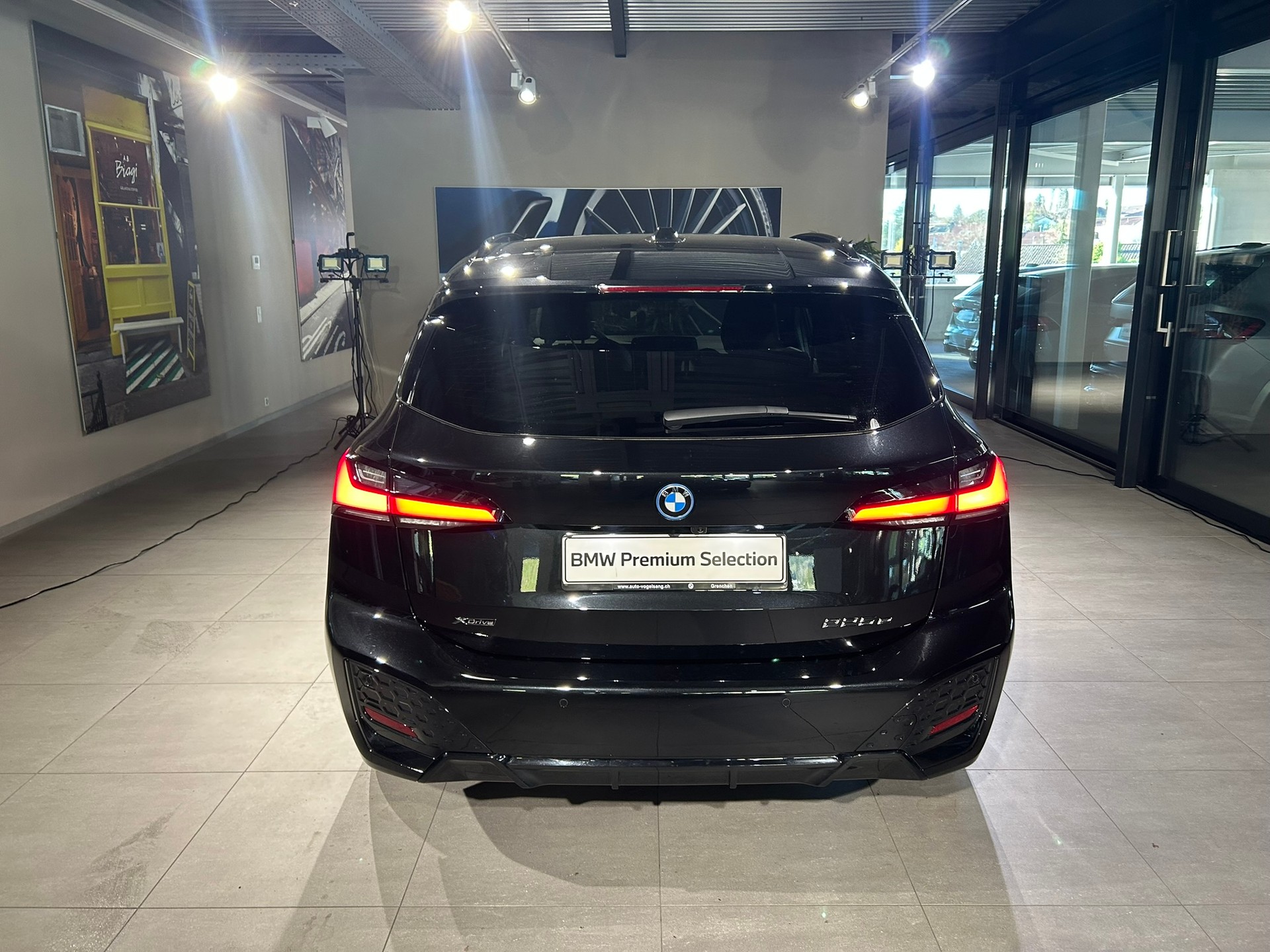 BMW 225e xDrive Active Tourer M Sport-image-8