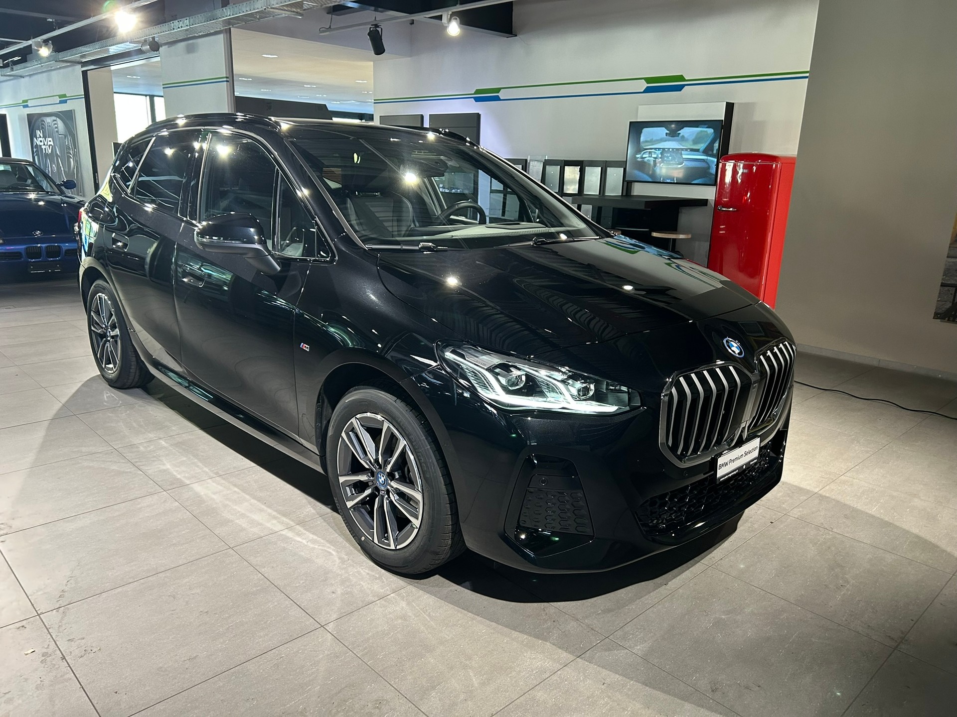 BMW 225e xDrive Active Tourer M Sport-image-4