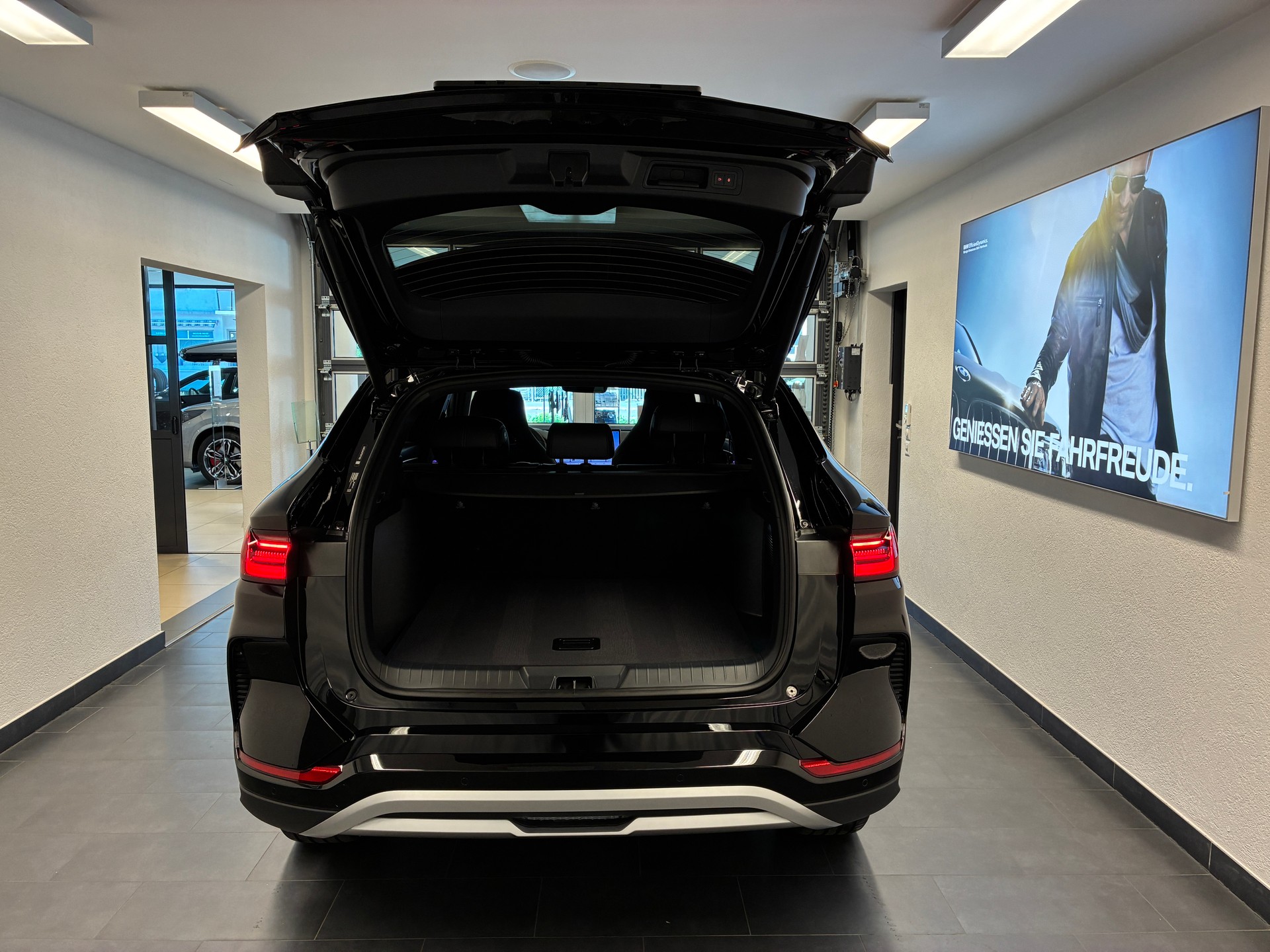 BYD Seal U DM-i Design AWD-image-6