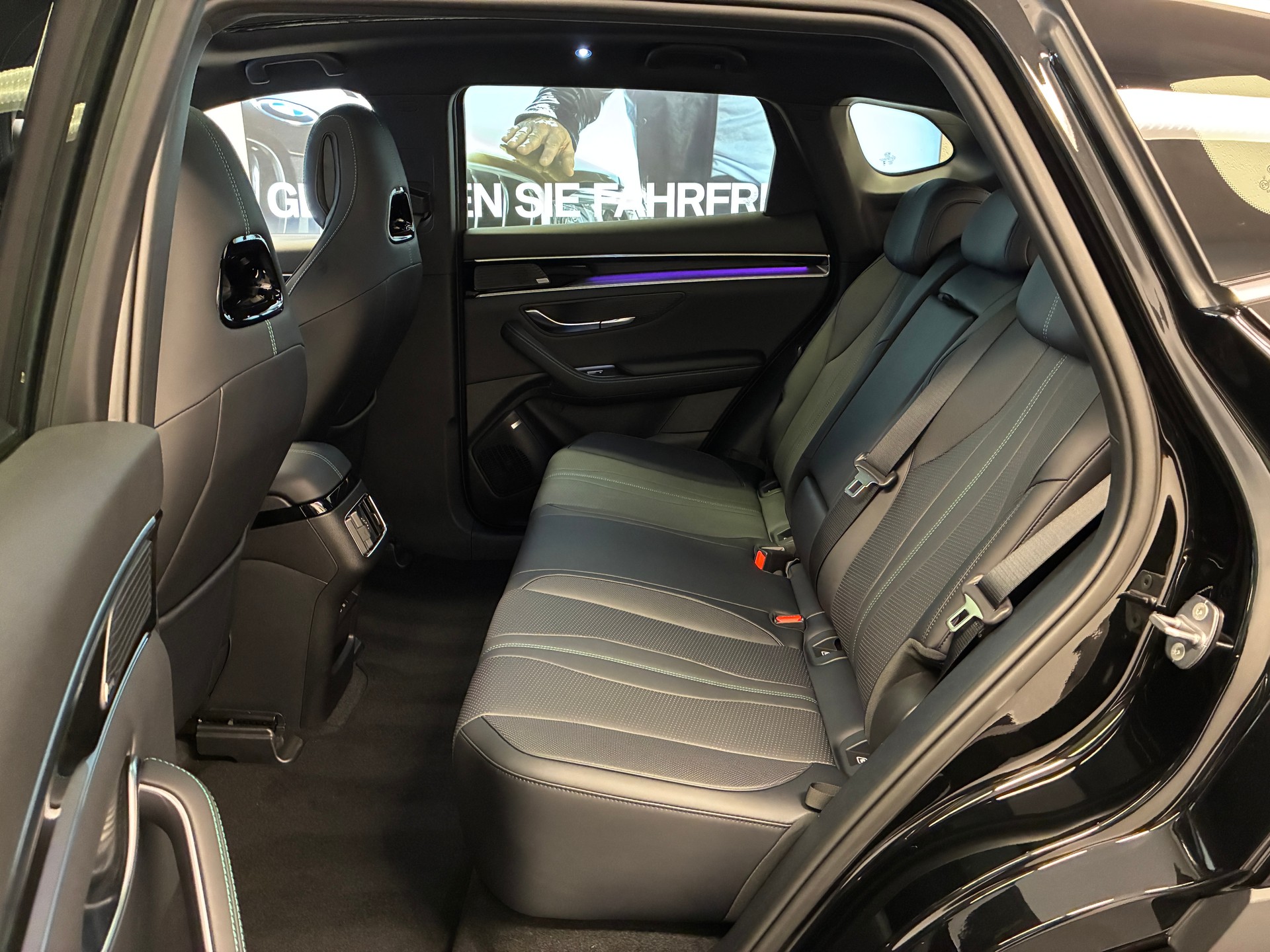 BYD Seal U DM-i Design AWD-image-15