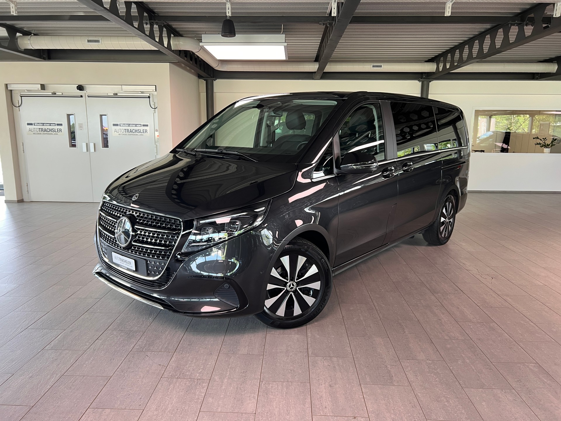MERCEDES-BENZ V 250 d lang Avantgarde 4Matic G-Tronic-image-0