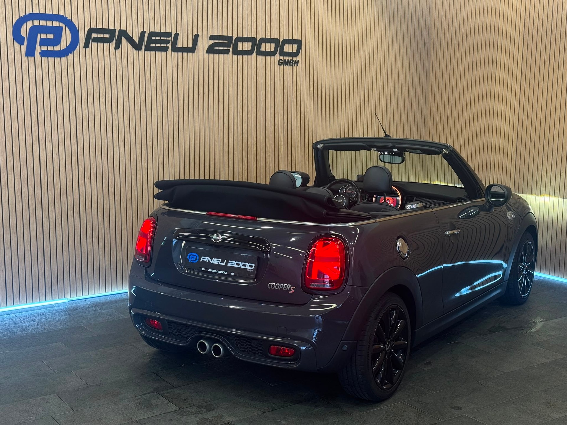 MINI Cooper S Cabriolet DKG-image-11
