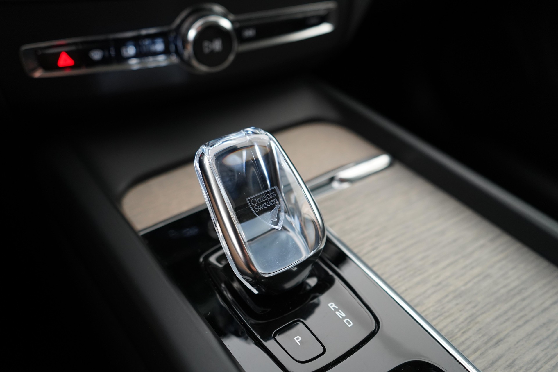 VOLVO XC60 2.0 T6 TE Inscription eAWD-image-12