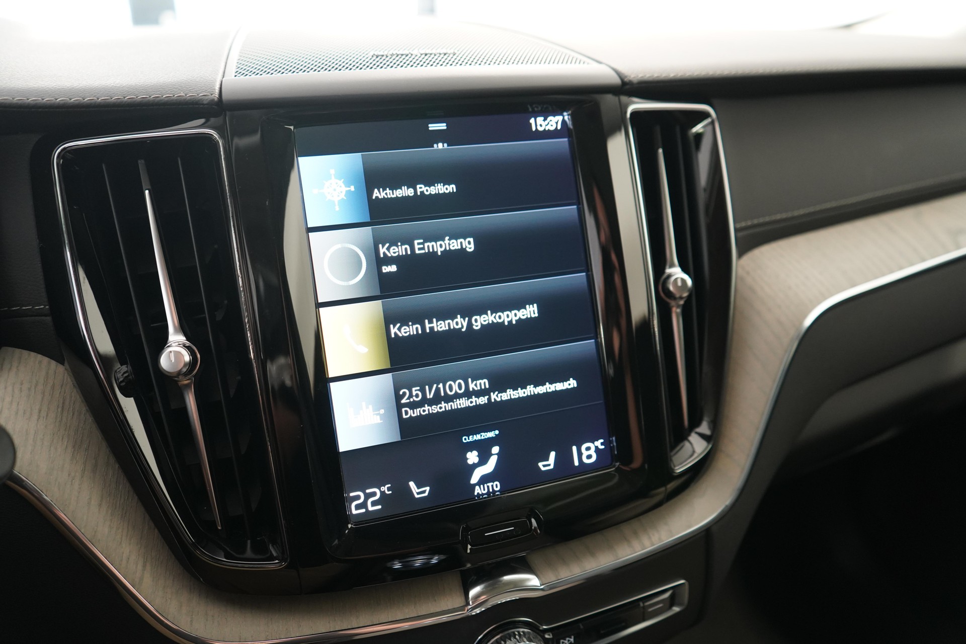 VOLVO XC60 2.0 T6 TE Inscription eAWD-image-10