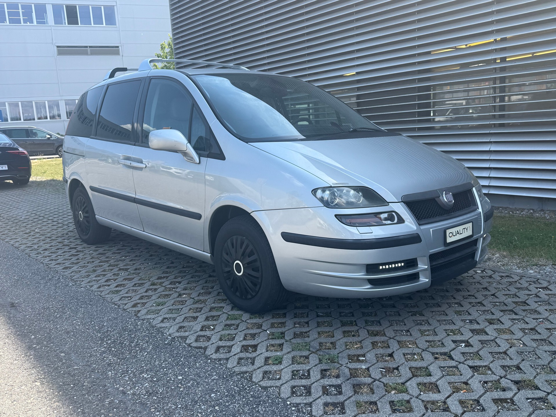 FIAT Ulysse 2.2 16V JTD Emotion 7 platz-image-0