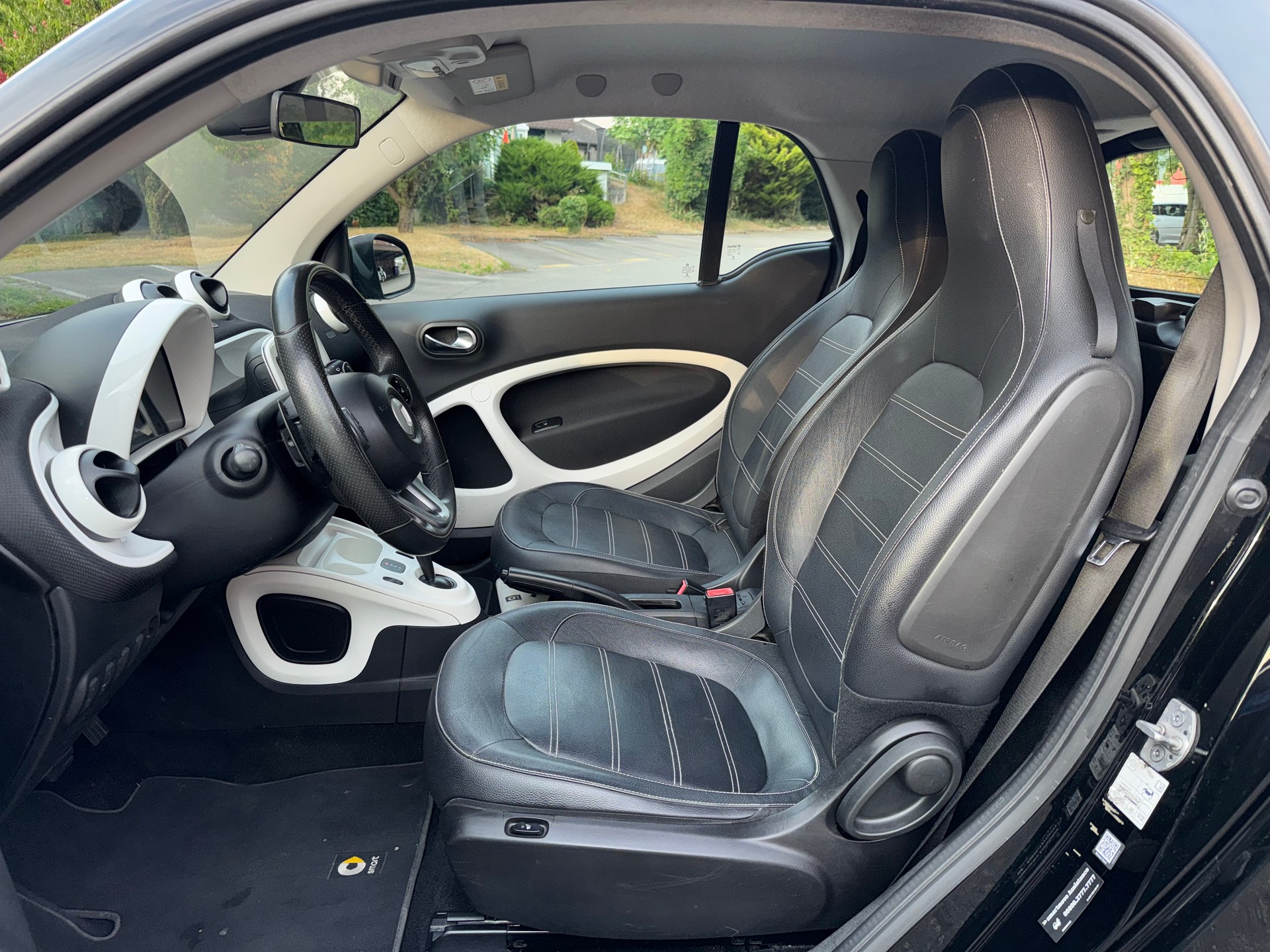 SMART fortwo-image-5