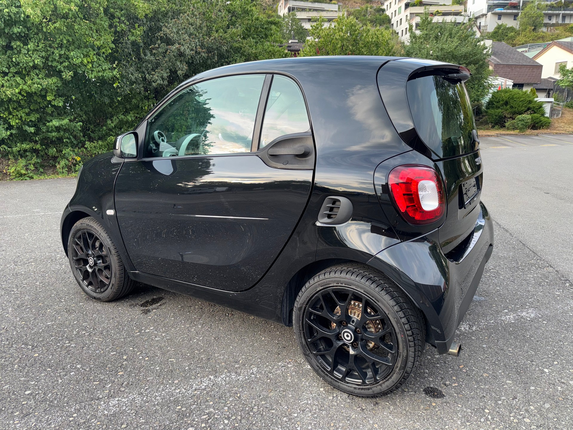 SMART fortwo-image-1