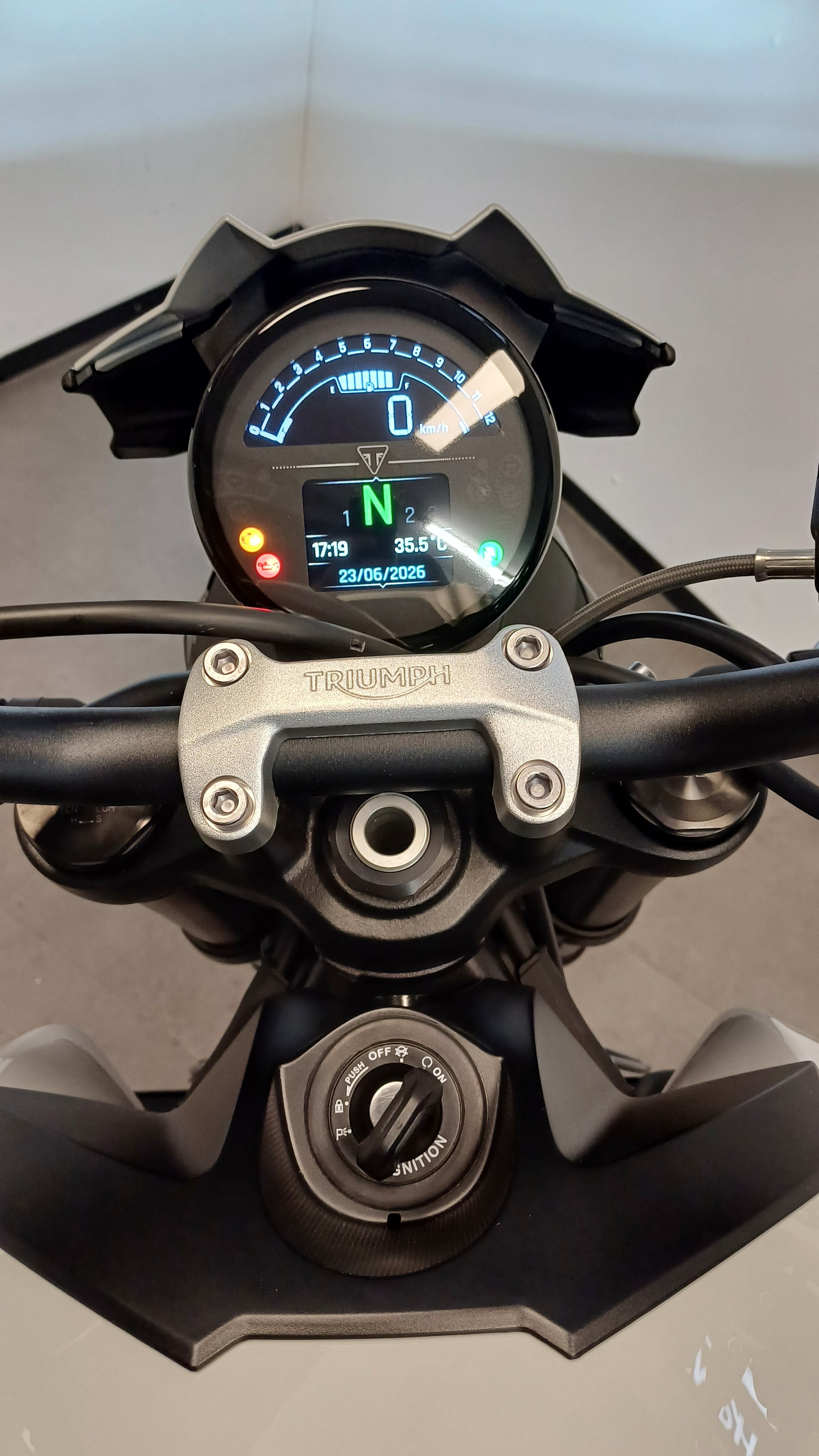 TRIUMPH Triumph Trident 800-image-5