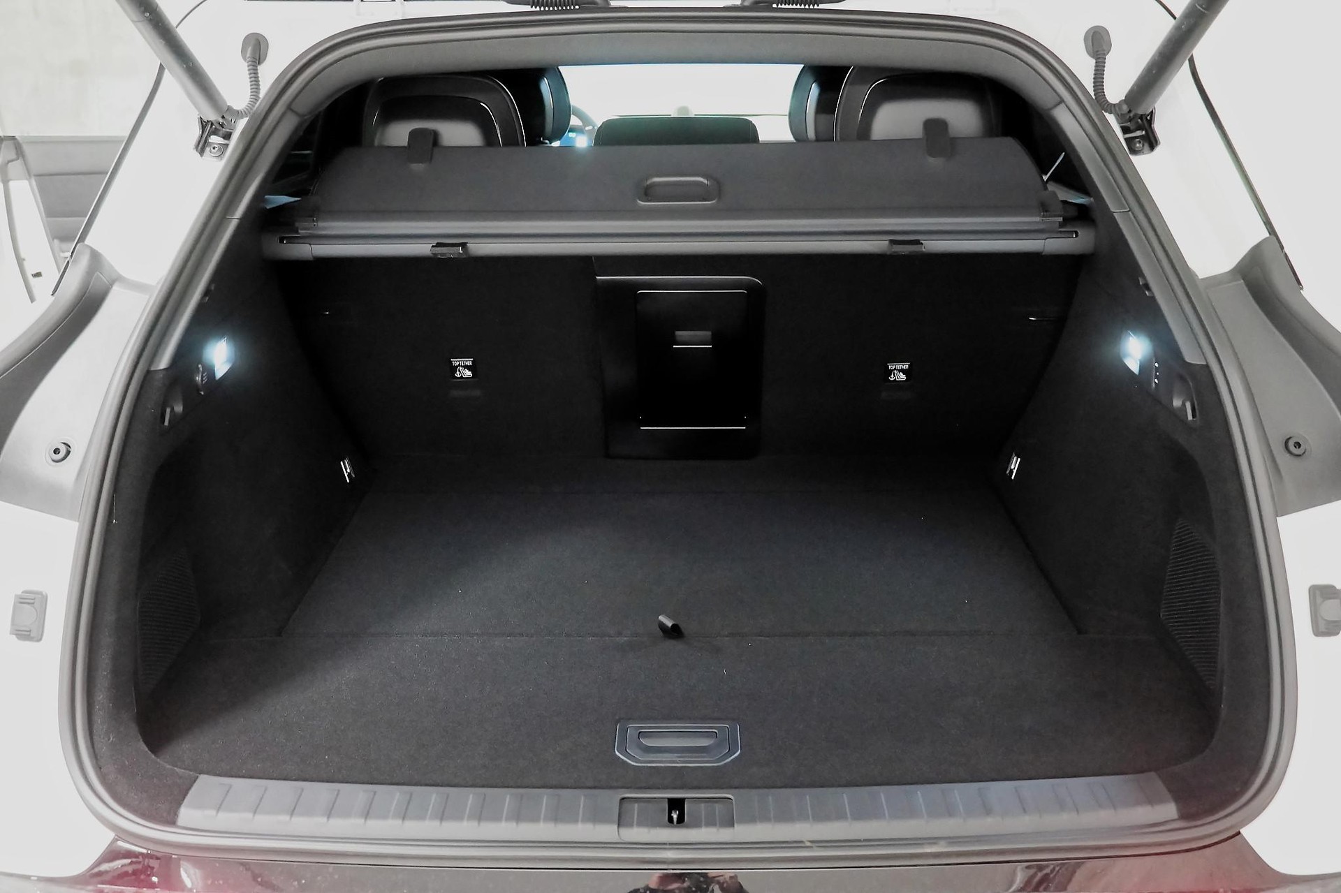 ZEEKR 7X Privilege AWD-image-17