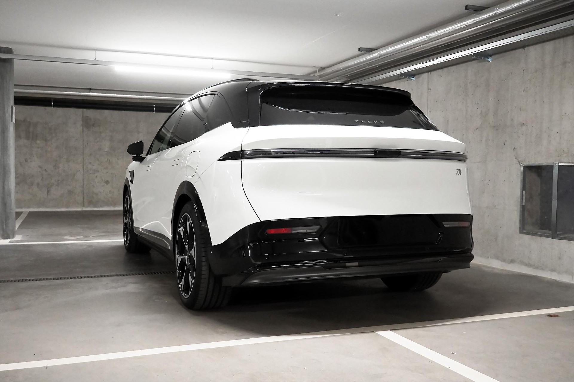 ZEEKR 7X Privilege AWD-image-14