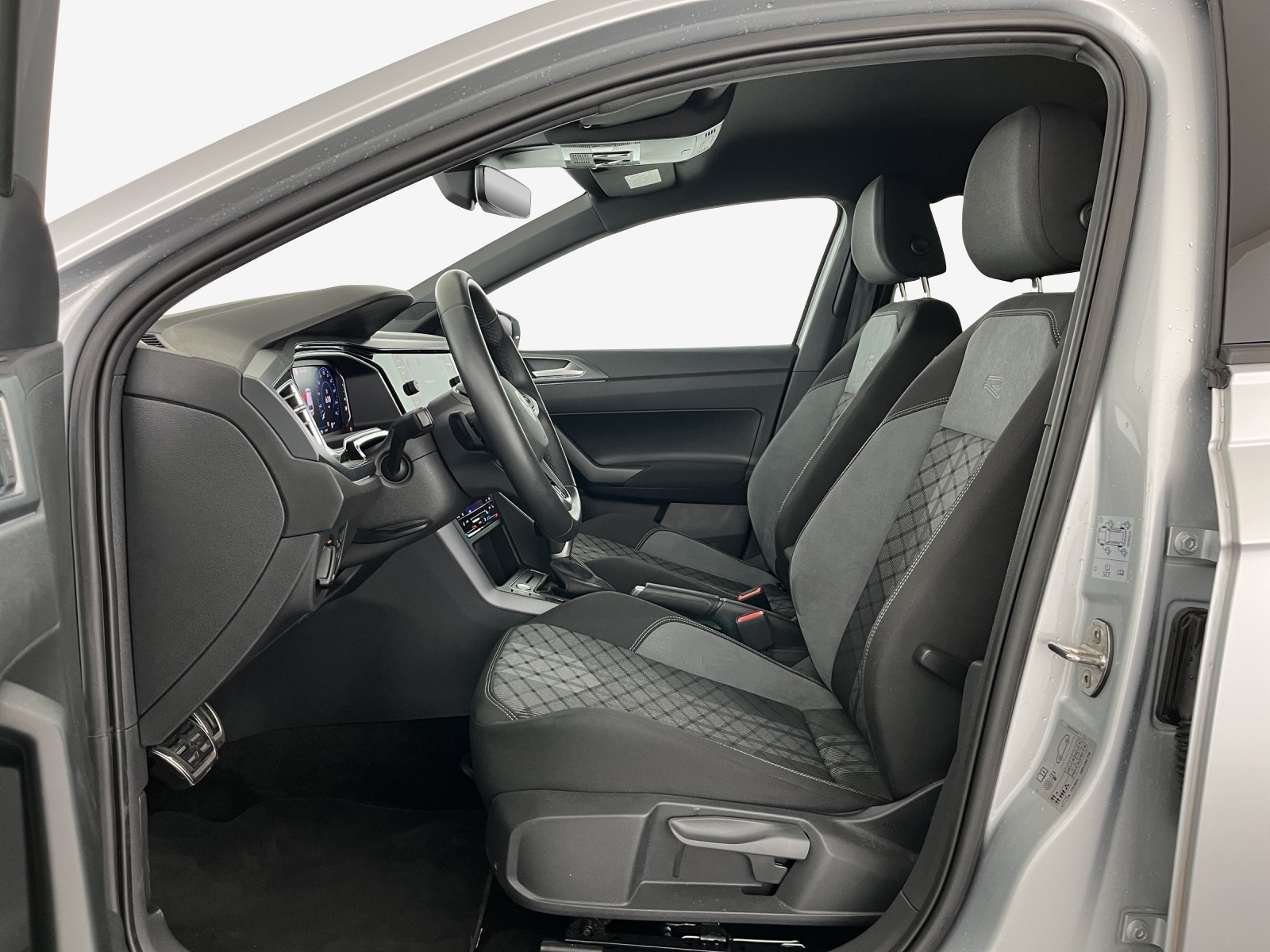VW Polo 1.0 TSI R-Line DSG-image-7