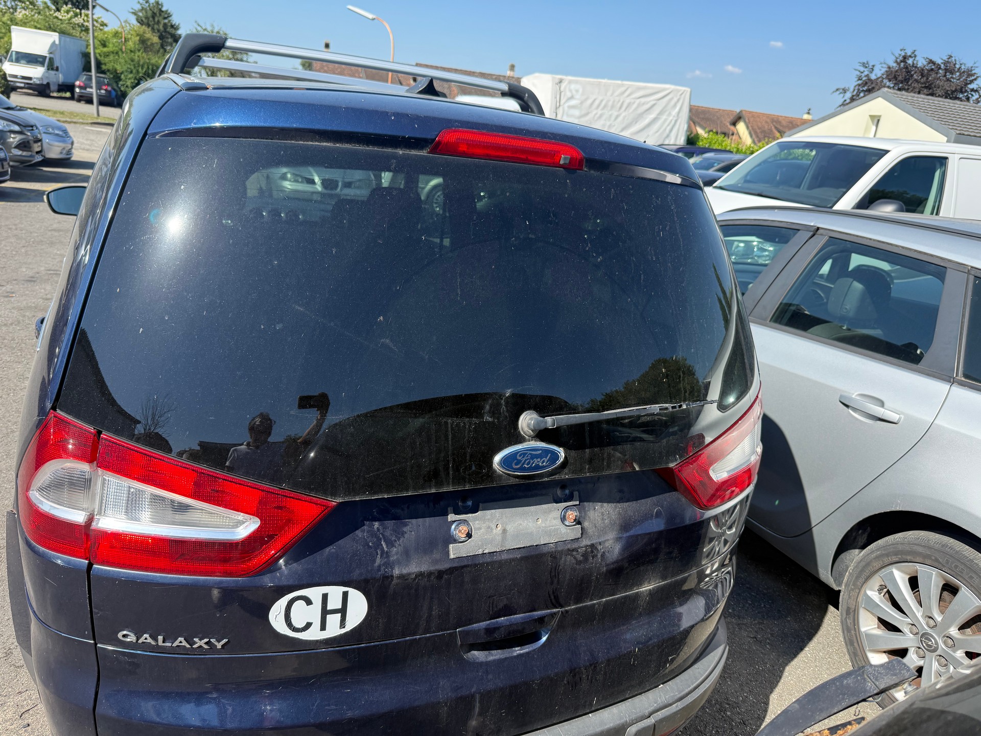 FORD Galaxy 2.0i Ambiente-image-3