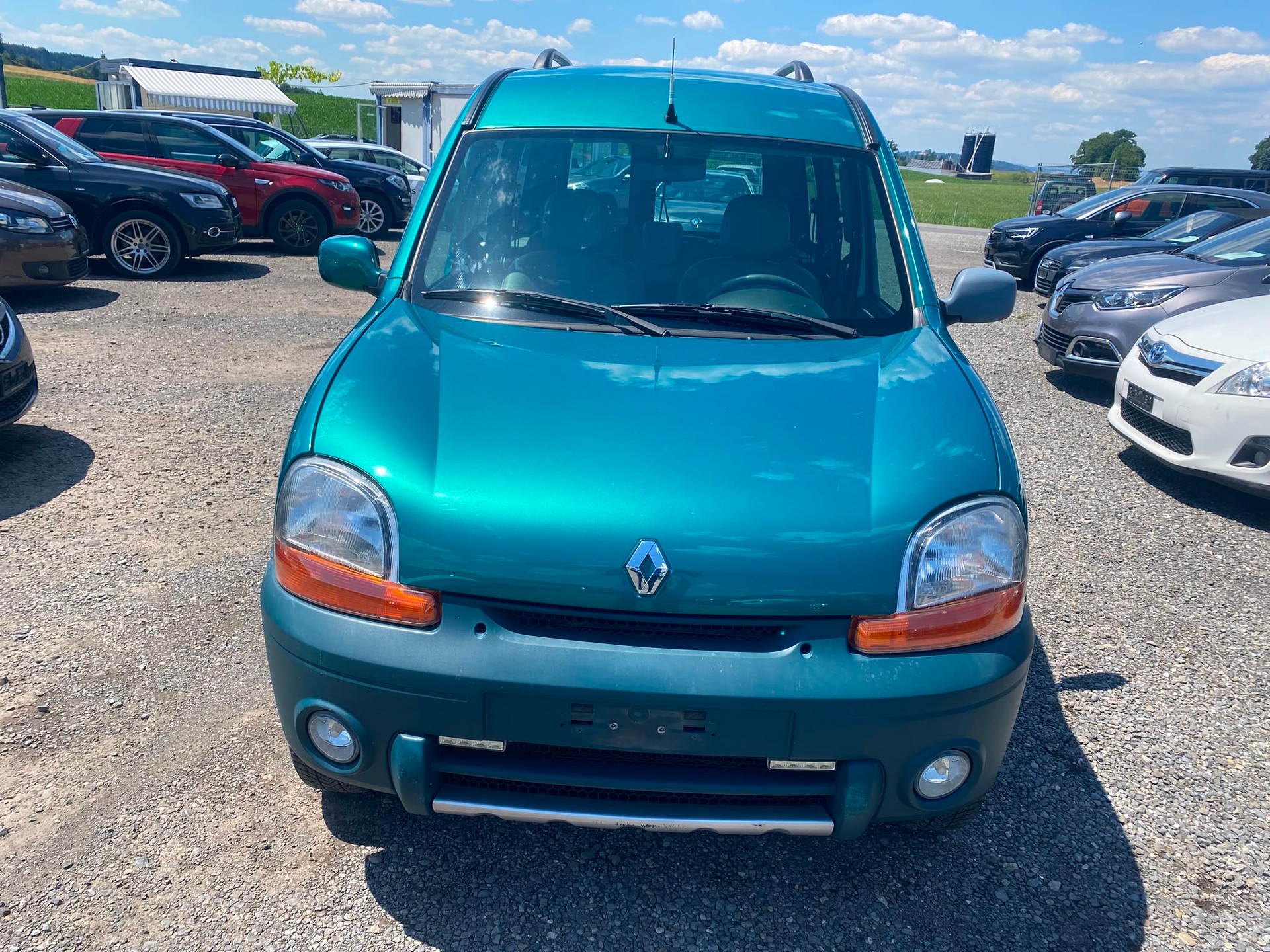 RENAULT Kangoo 1.6 16V Privilège Suisse 4x4-image-5
