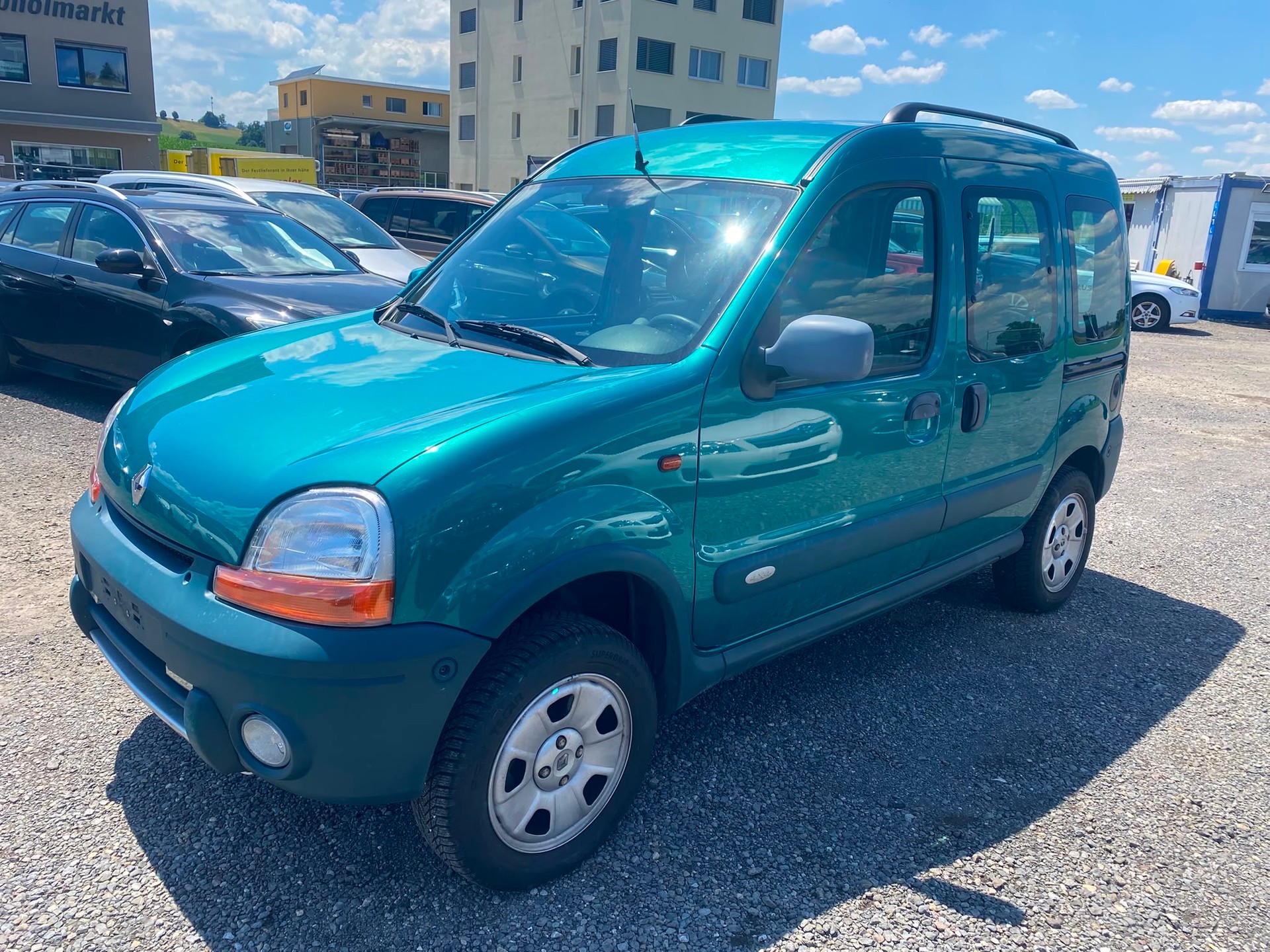 RENAULT Kangoo 1.6 16V Privilège Suisse 4x4-image-1