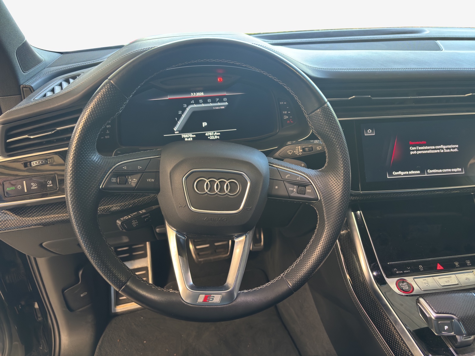 AUDI SQ7 TFSI quattro tiptronic-image-9