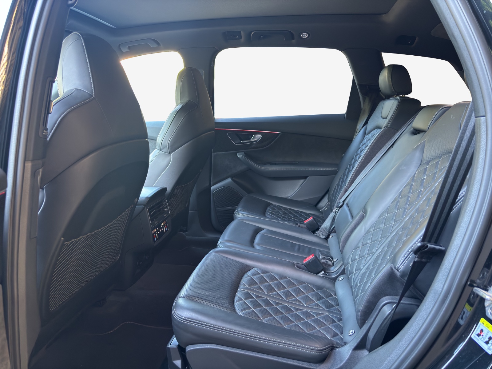 AUDI SQ7 TFSI quattro tiptronic-image-11