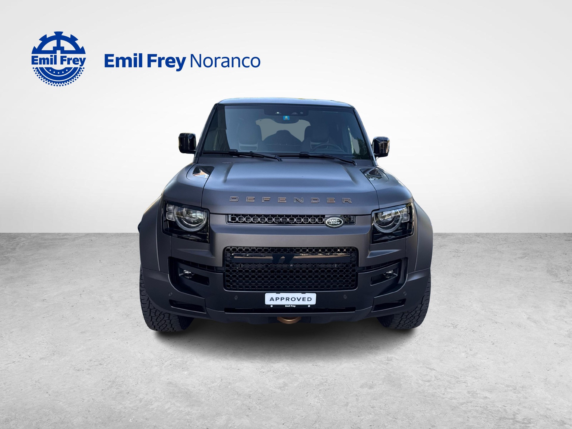 LAND ROVER Defender 110 4.4 V8 Octa + Gancio traino elettrico-image-7