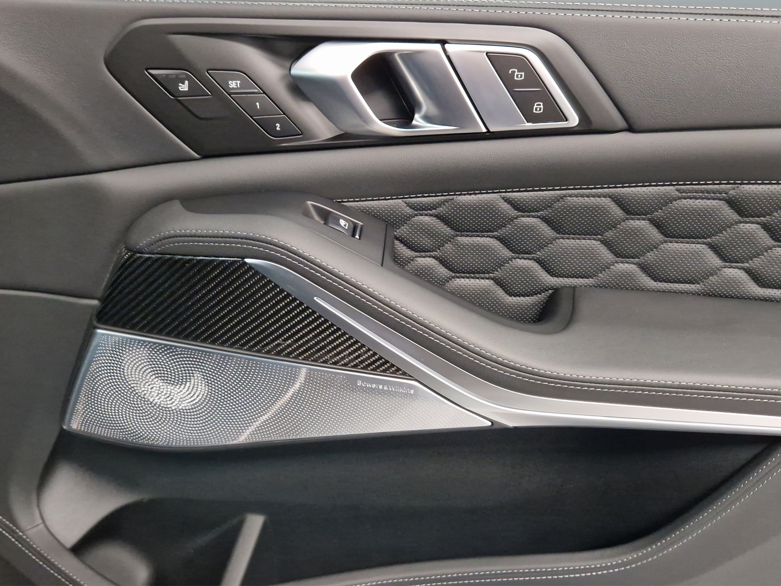 BMW X5M Competition-image-12