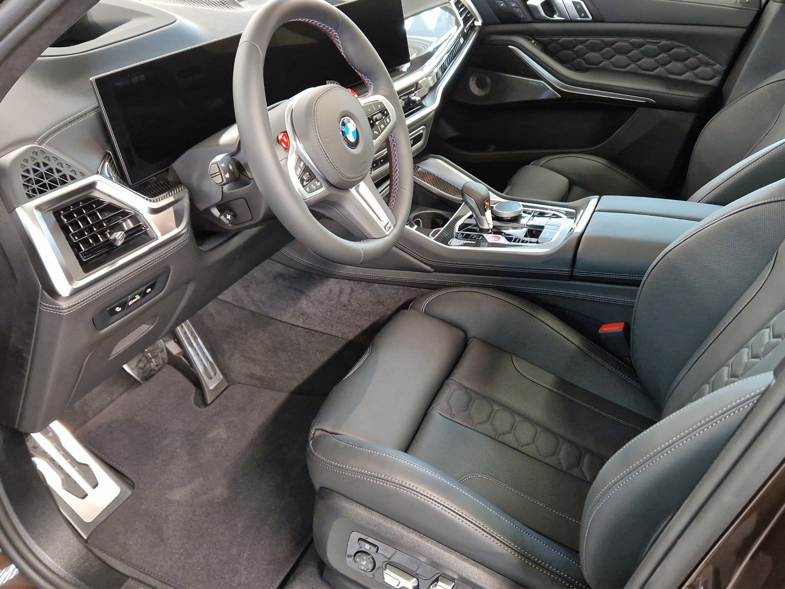 BMW X5M Competition-image-14