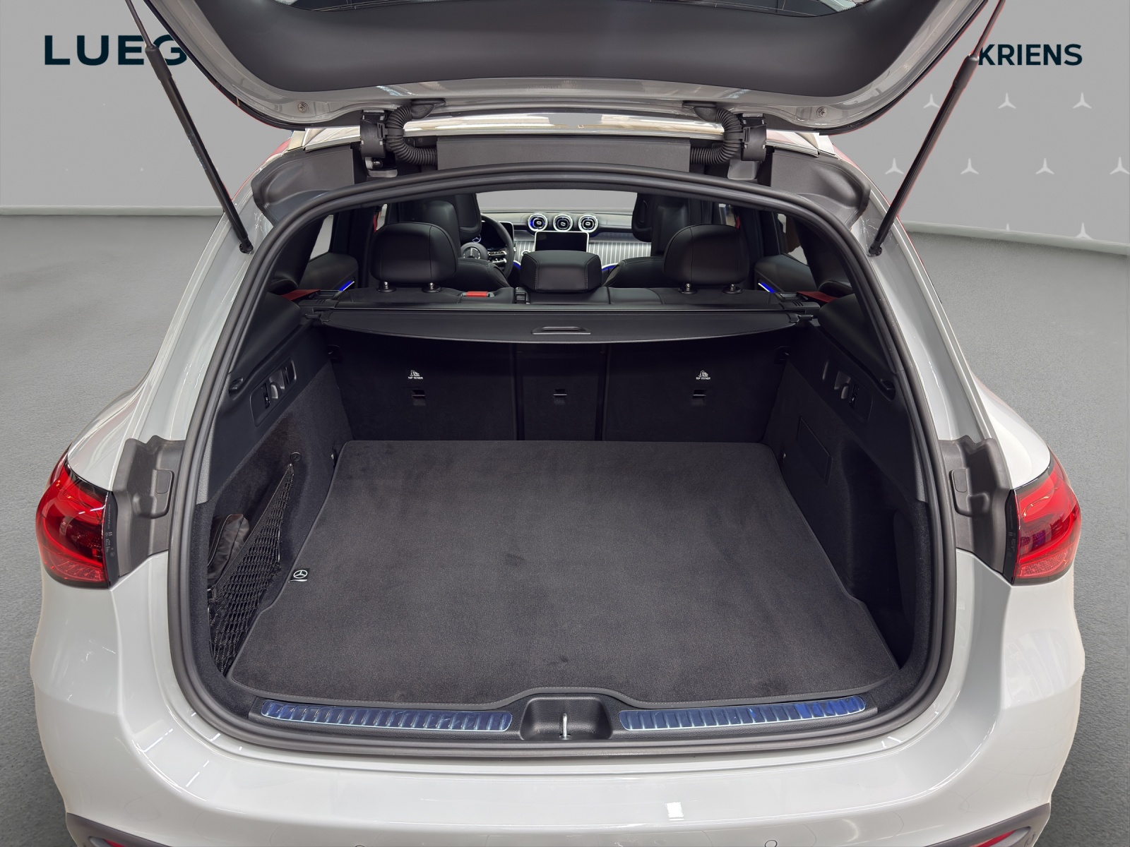 MERCEDES-BENZ GLC 300 4M - AMG / 360 Grad Kamera / Soundsystem / Panorama-Dach-image-14