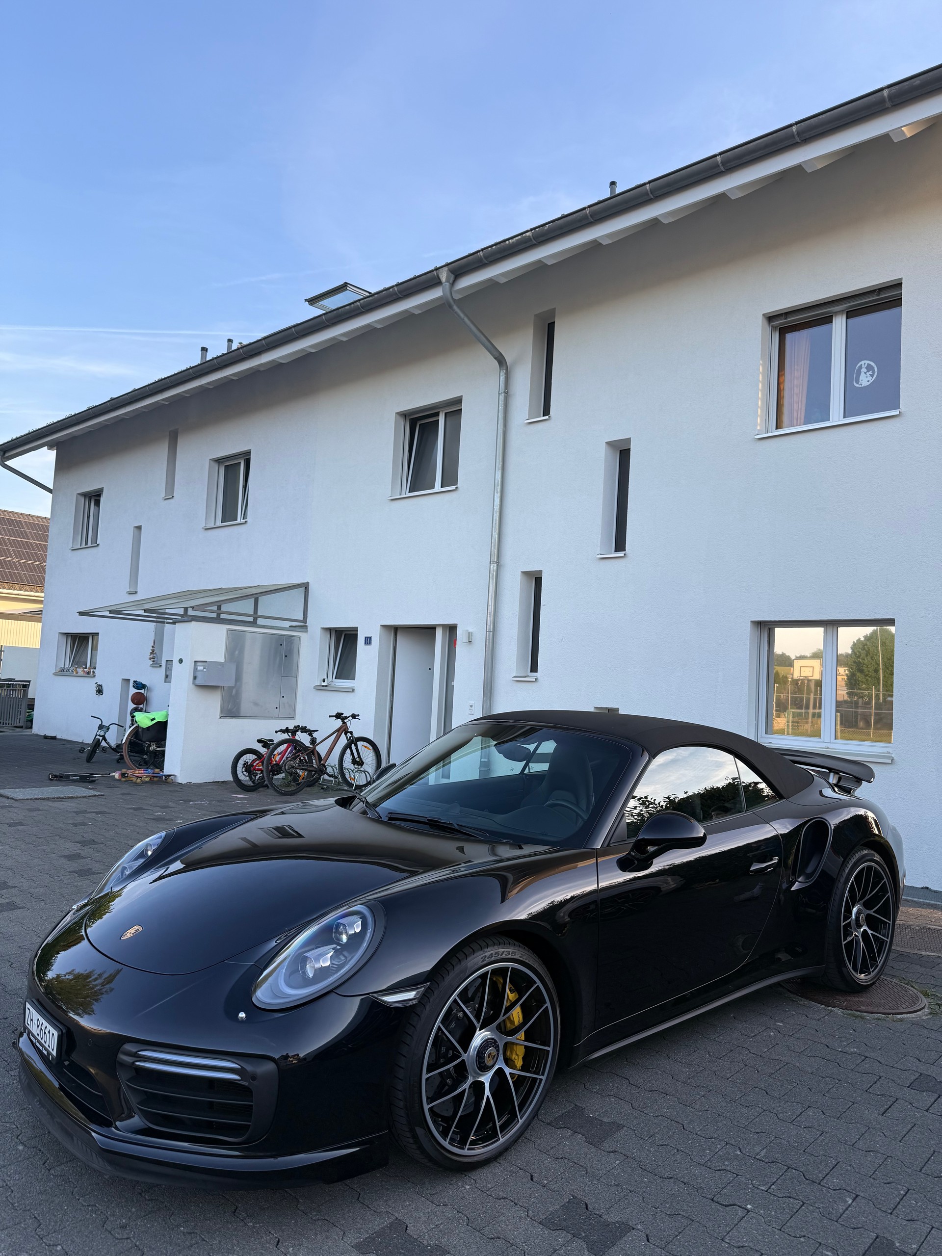 PORSCHE 3.8 Turbo S PDK-image-1