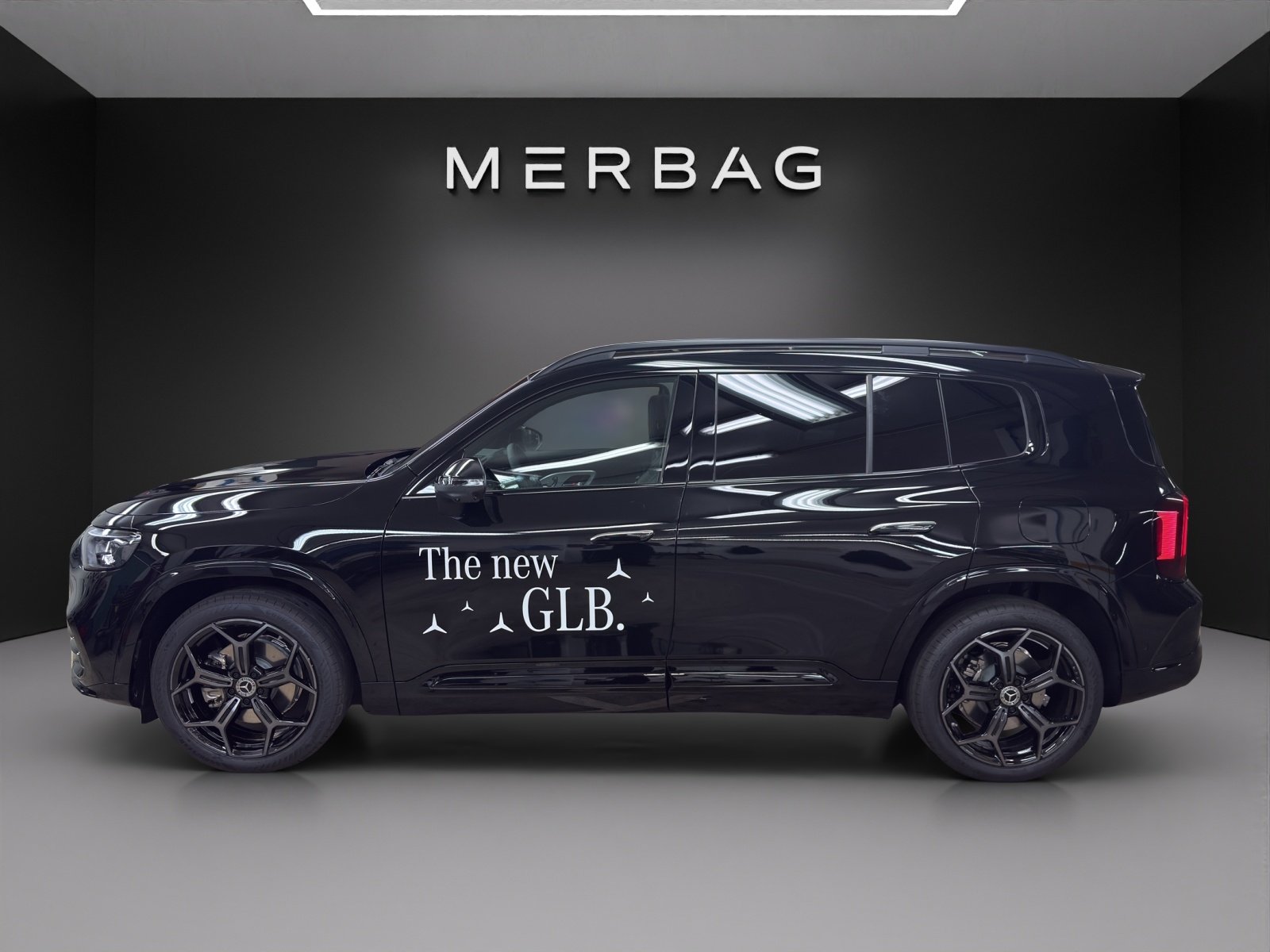 MERCEDES-BENZ GLB 220 4Matic 8G-Tronic-image-1
