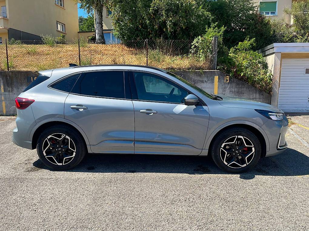 FORD KUGA-image-3