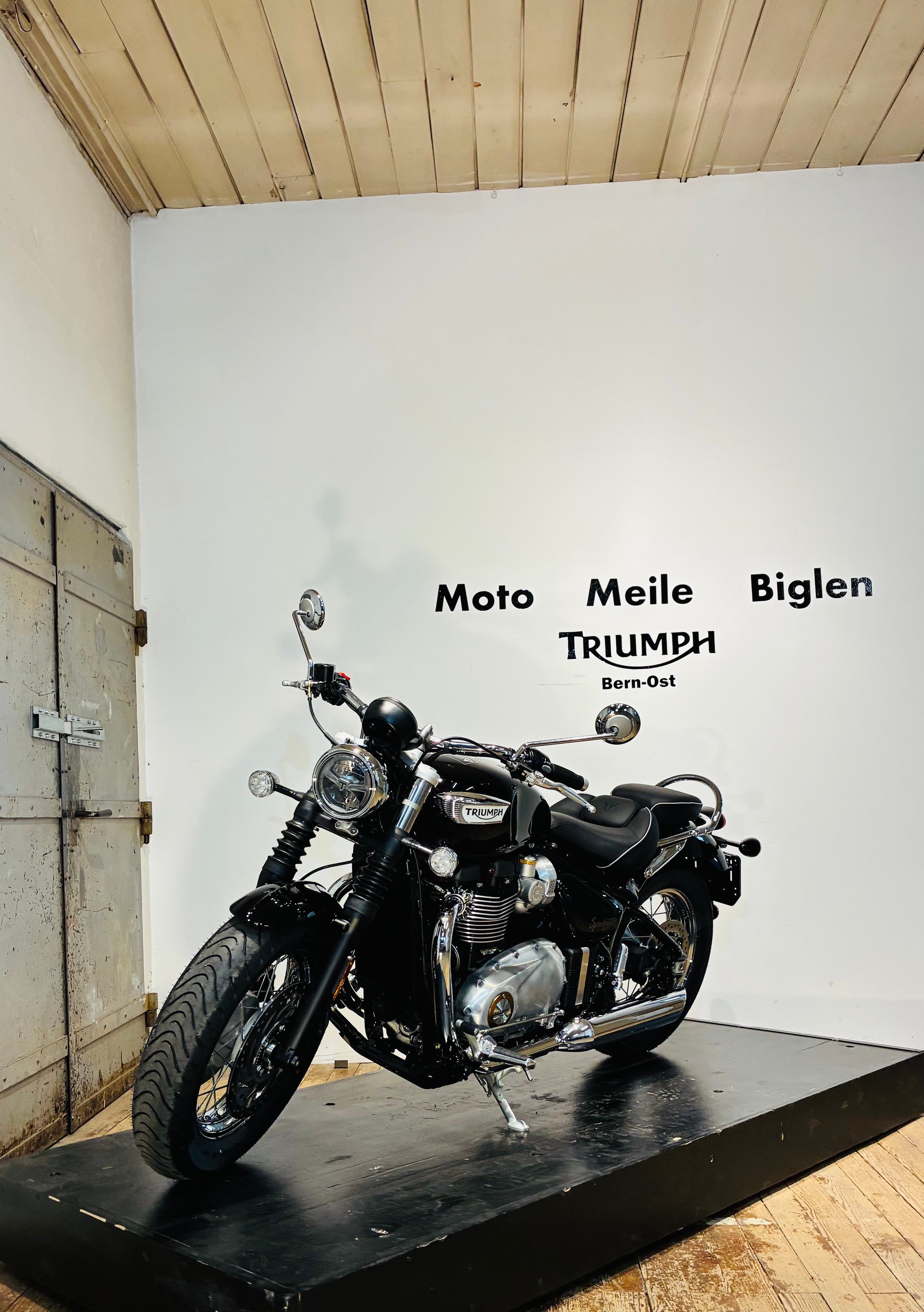 TRIUMPH Speedmaster-showroom-element-3