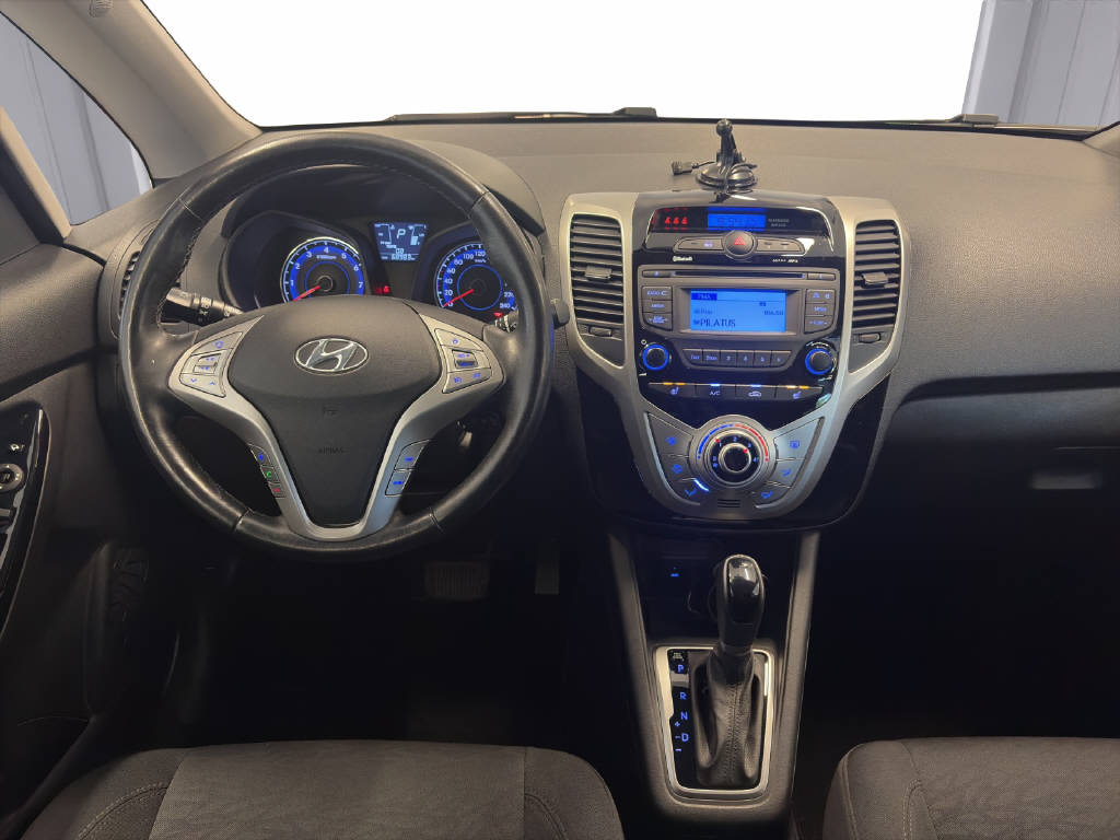HYUNDAI ix20 1.6 Amplia-image-6