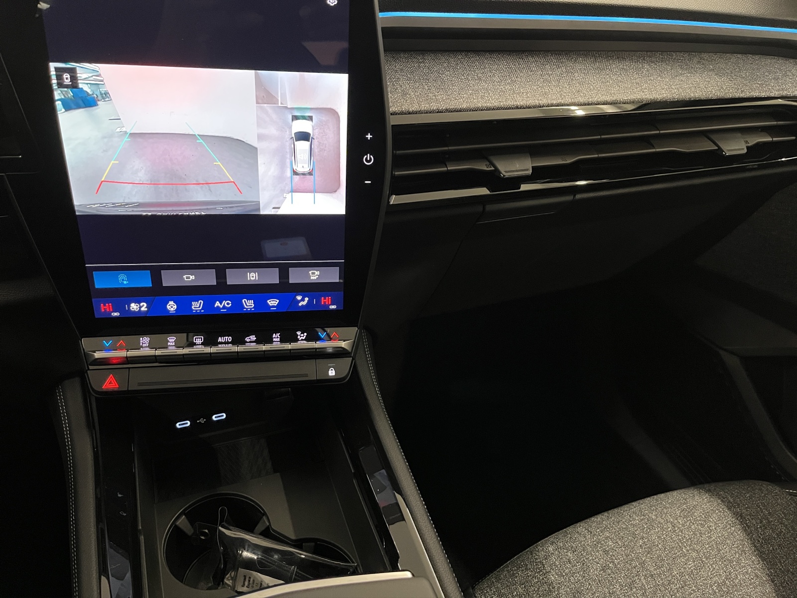 RENAULT Espace 1.2 E-Tech techno DEMO-image-9