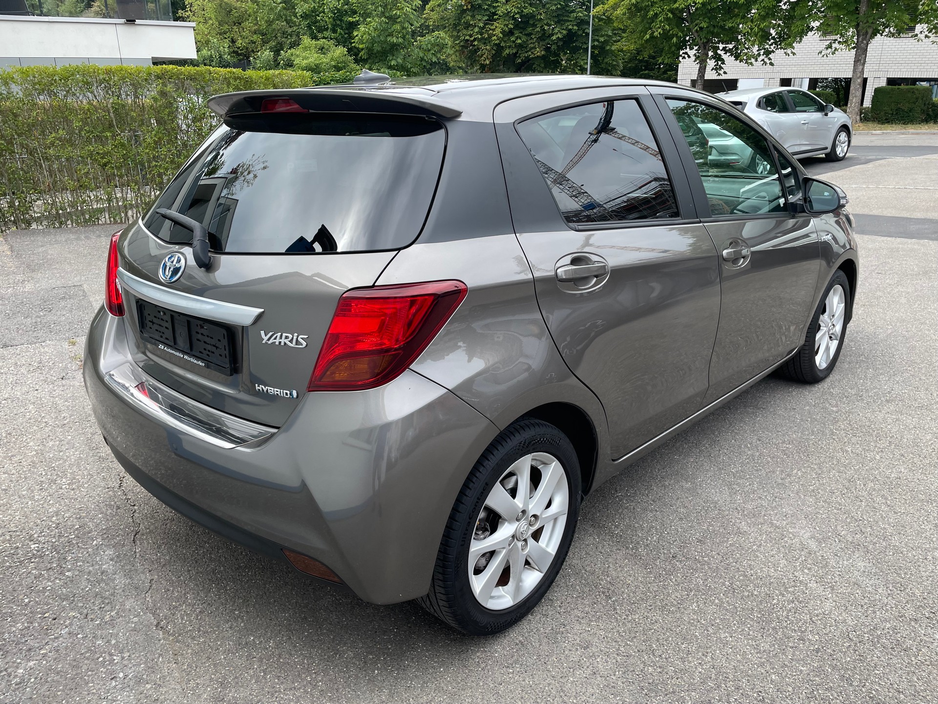 TOYOTA Yaris 1.5 VVT-i Hybrid Style e-CVT-image-3