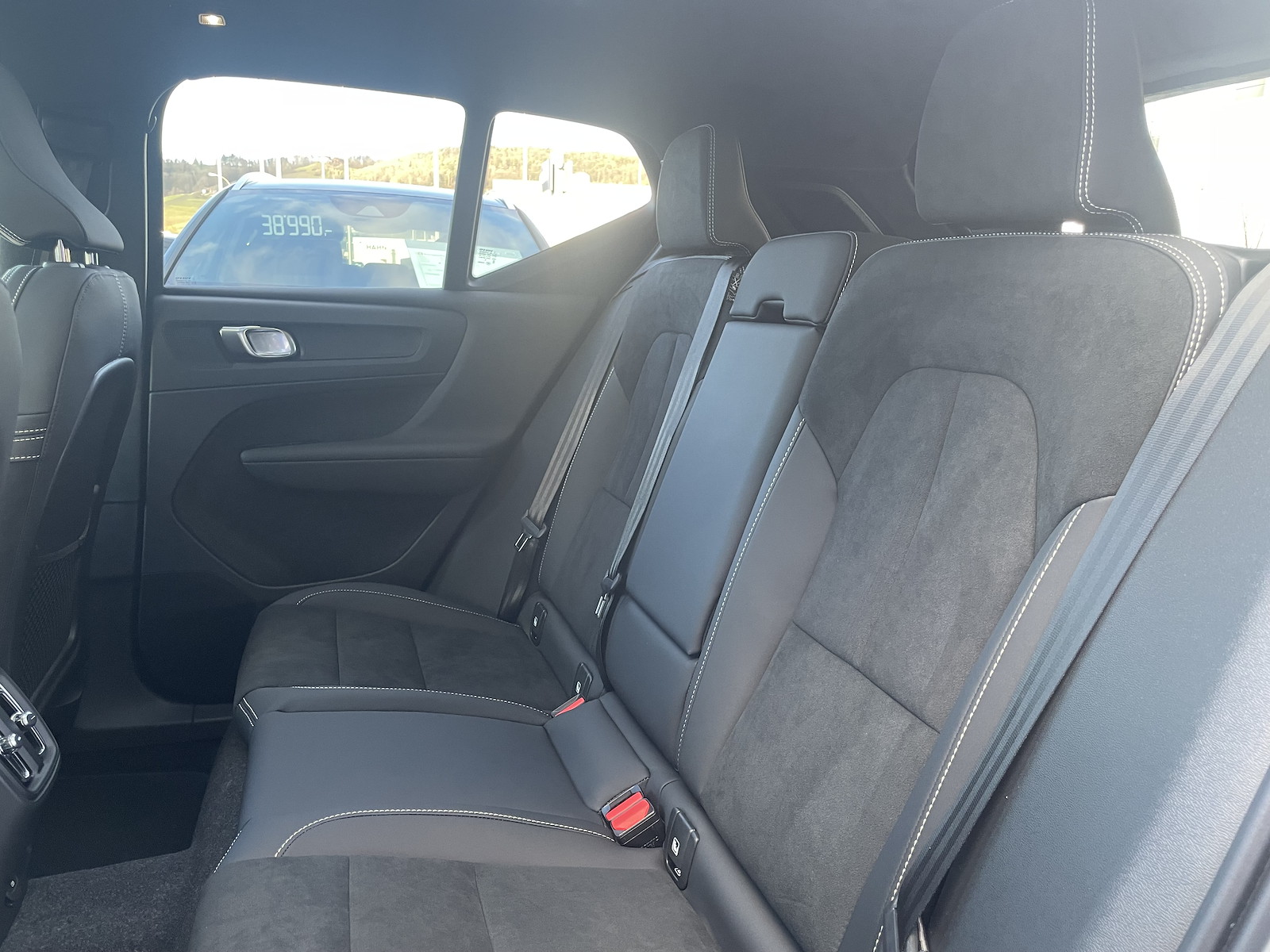VOLVO EX40 Extended Ultra-image-13