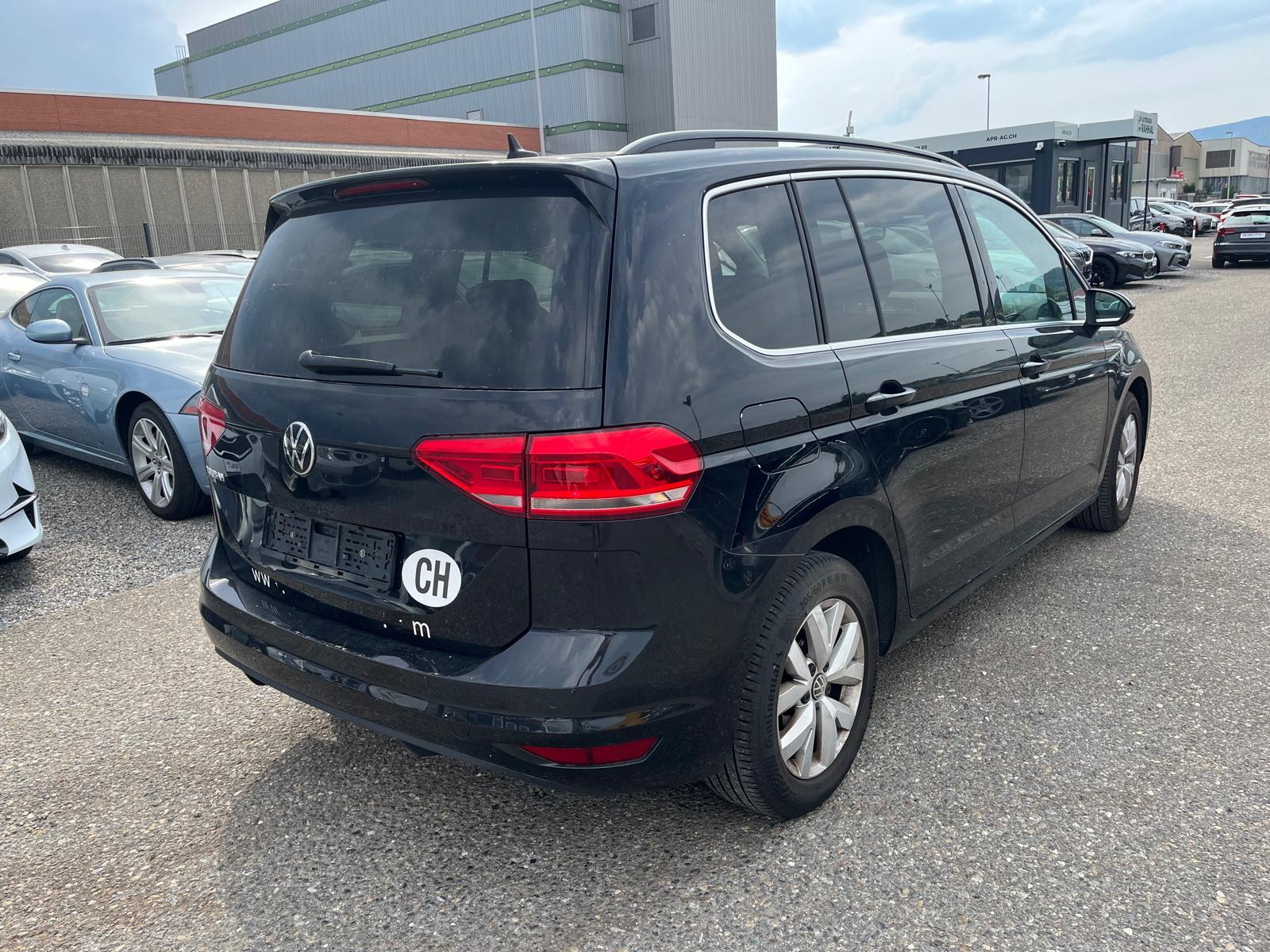 VW Touran 2.0 TDI SCR Comfortline-image-4