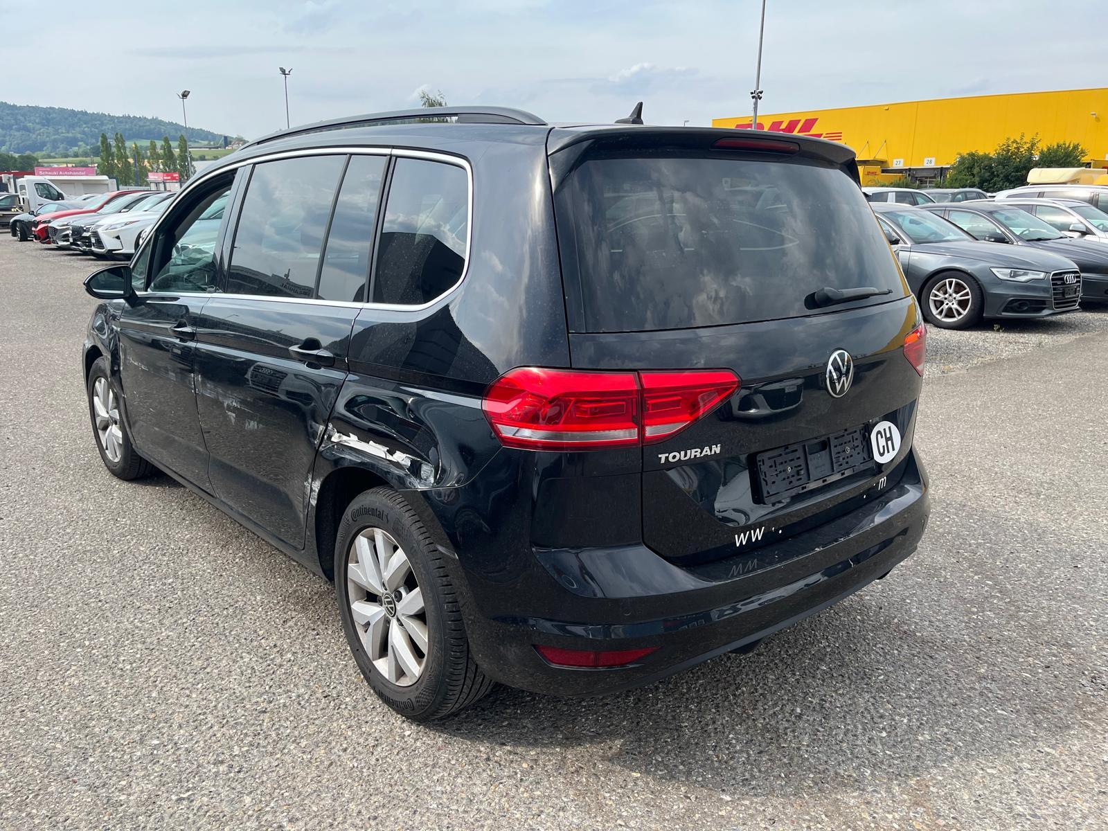 VW Touran 2.0 TDI SCR Comfortline-image-6
