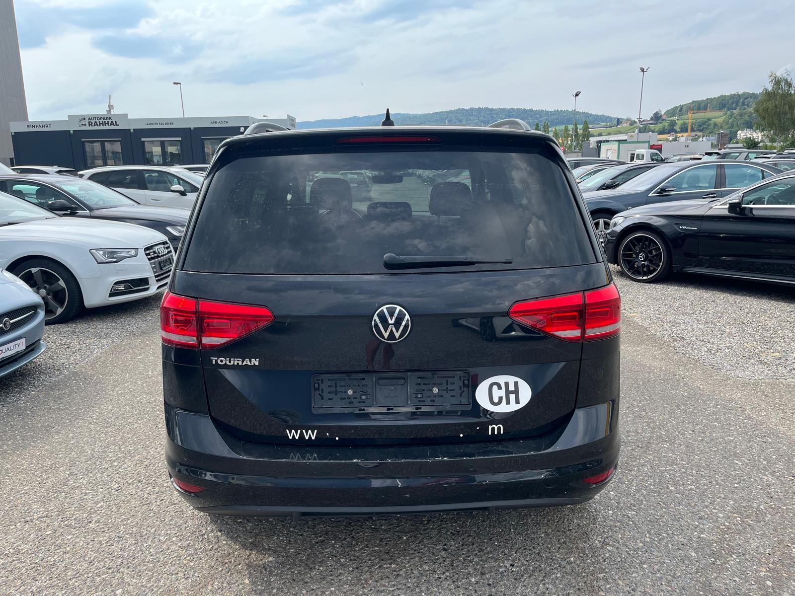 VW Touran 2.0 TDI SCR Comfortline-image-5