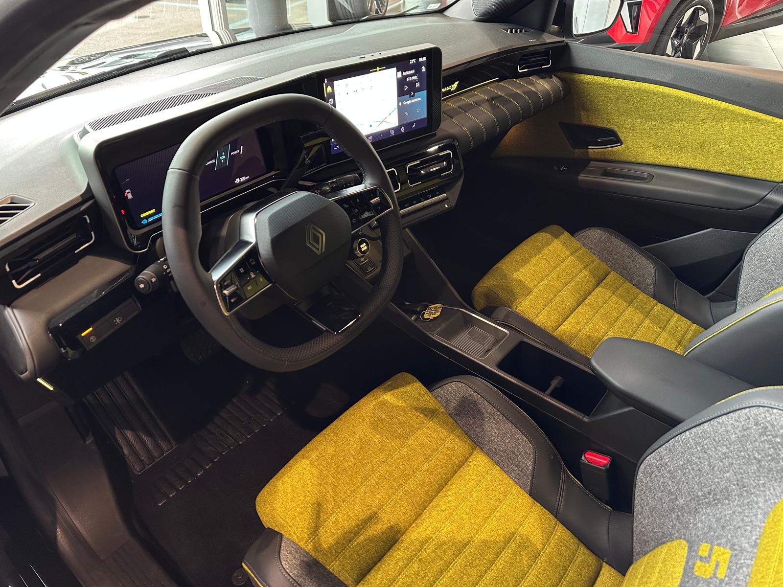 RENAULT R5 E-Tech Urban Range 40 kWh Iconic Five-image-8