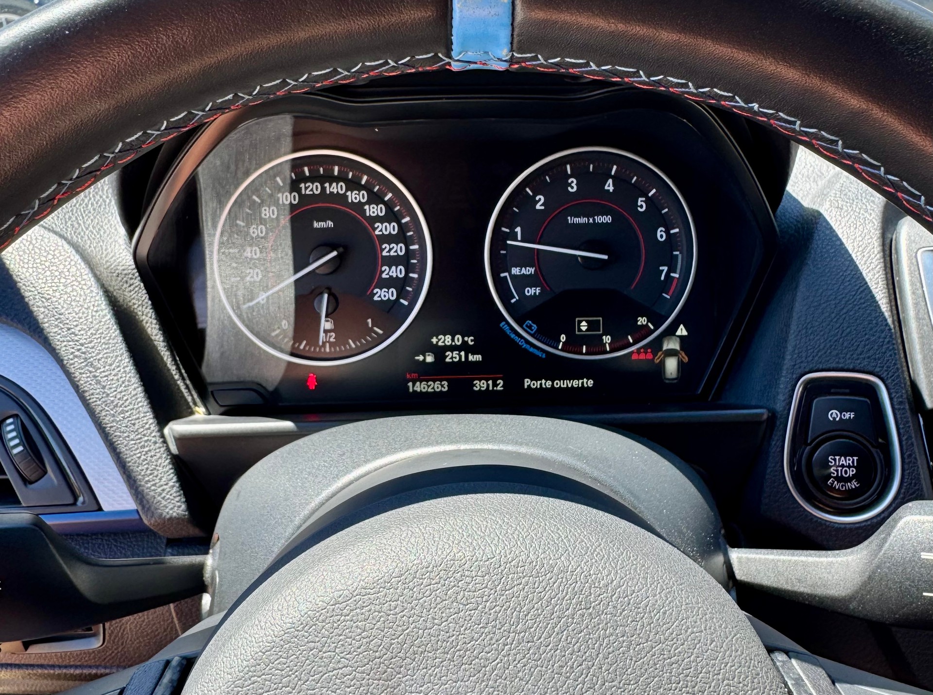 BMW 125i-image-5