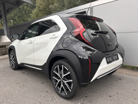TOYOTA Aygo X 1.5 Sty. e-CVT Tr.-image-3