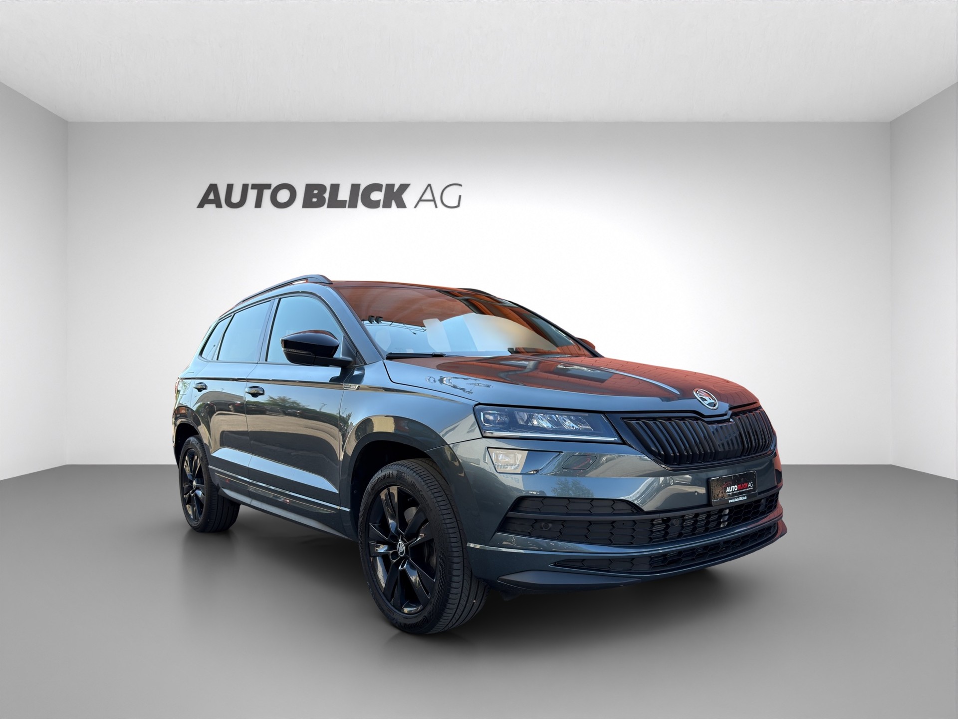 SKODA Karoq 2.0 TSI SportLine 4x4 DSG-image-1