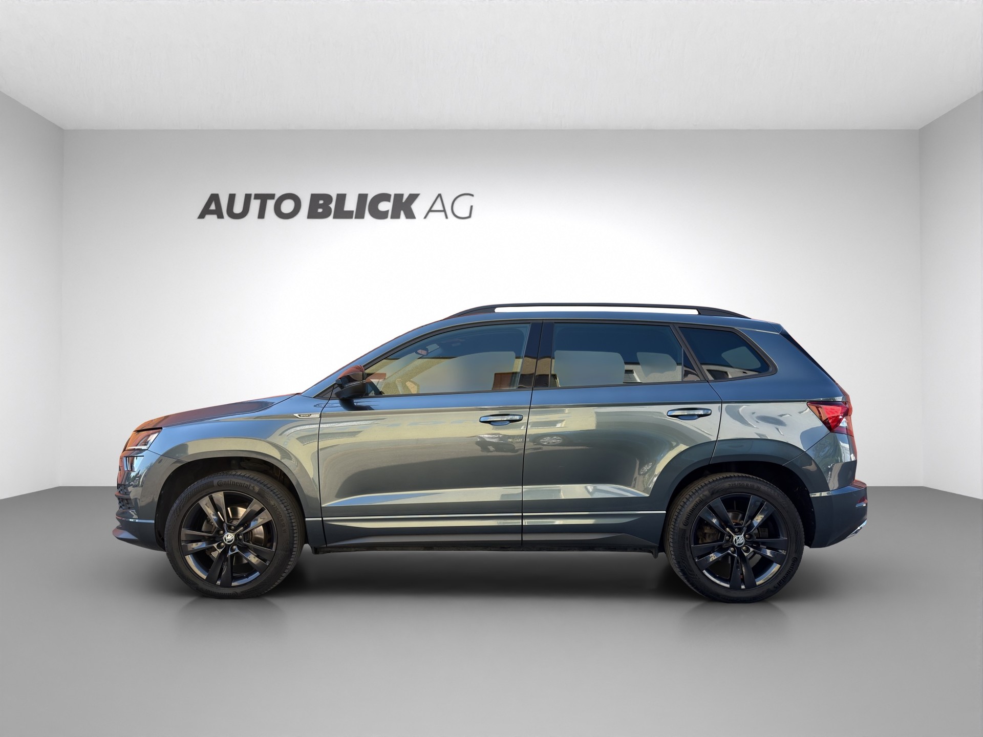 SKODA Karoq 2.0 TSI SportLine 4x4 DSG-image-4