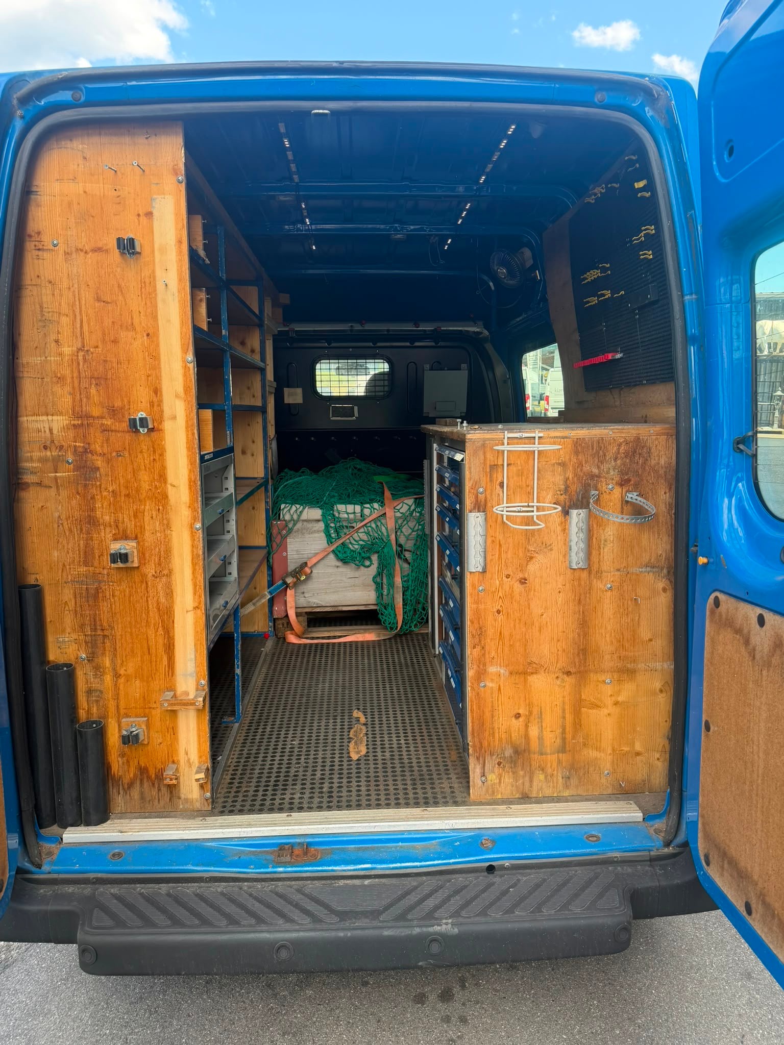 FORD Transit Van 280S TDCi-image-9