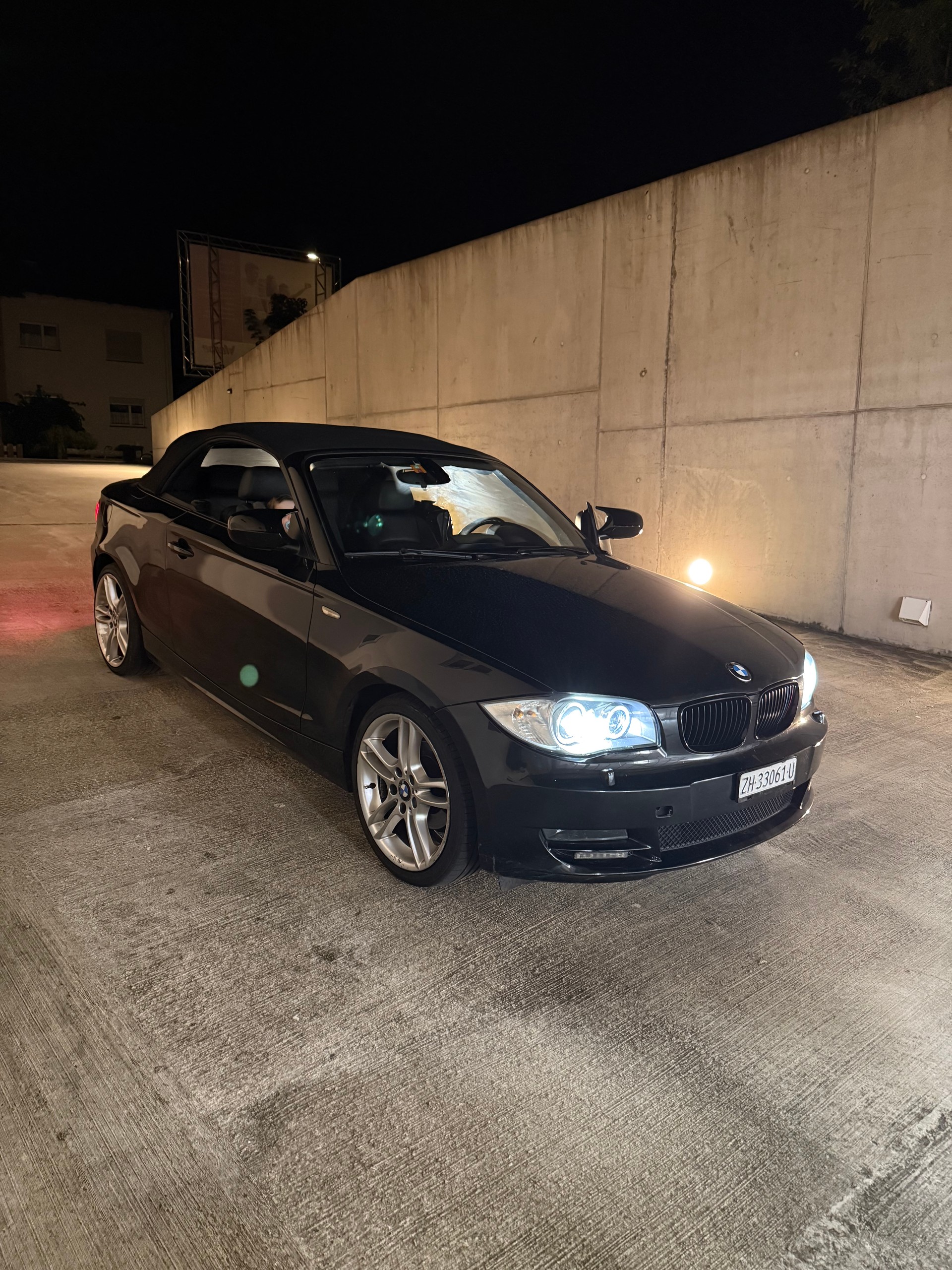 BMW BMW 118d | M-Paket | Cabrio | Sparsam-image-0